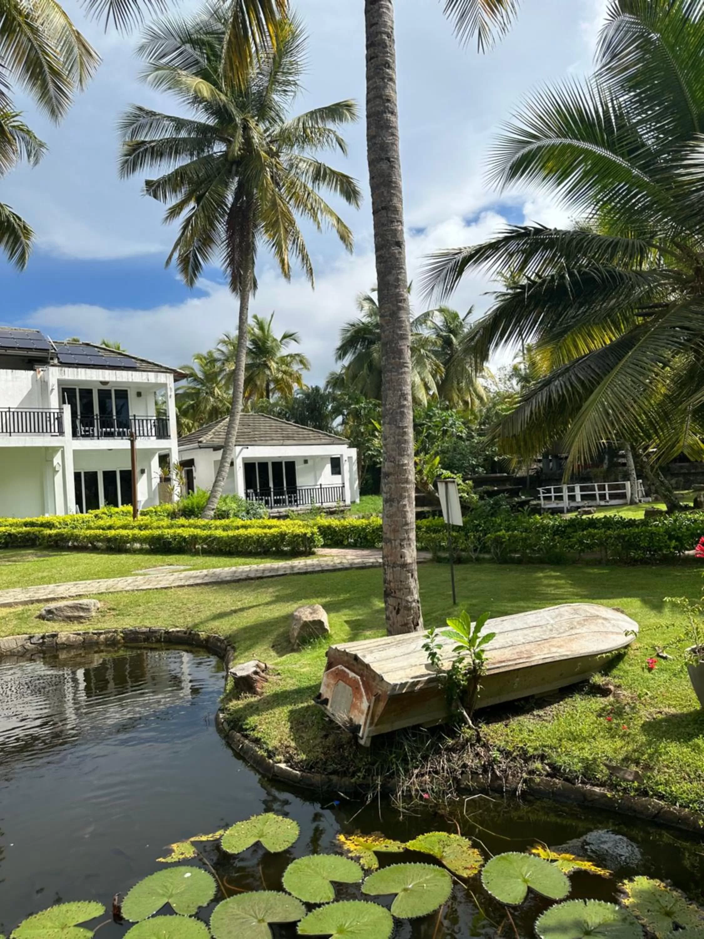 Triple Room with Garden View in Amaluna Resorts