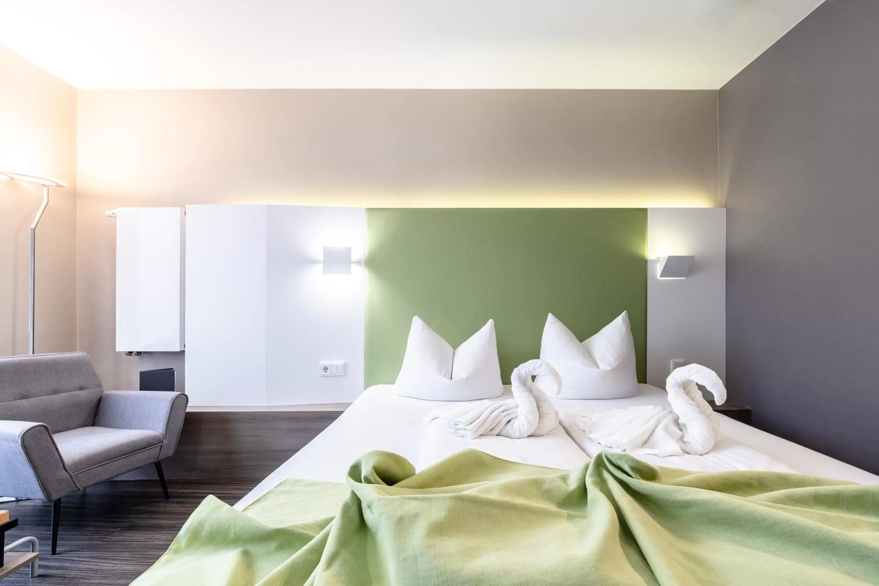 Business Single Room in Hotel Demas City