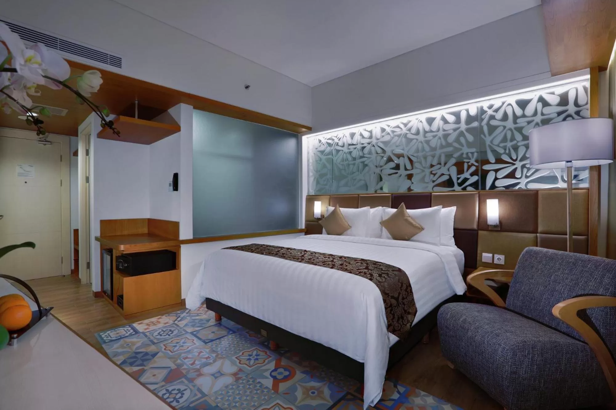 Deluxe Double or Twin Room with Pool View in The Alana Hotel and Conference Sentul City by ASTON