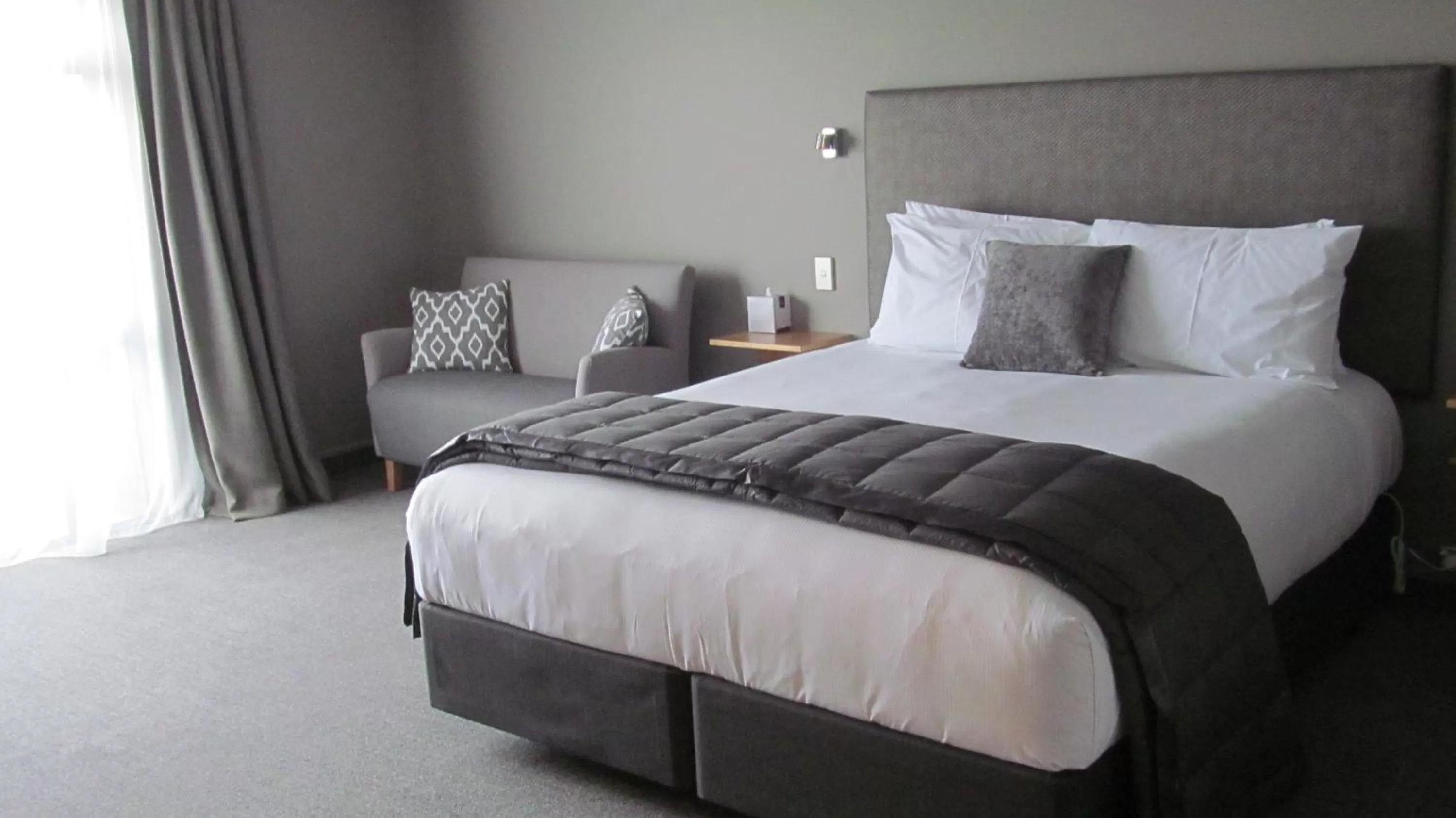 Executive Studio in Amross Motel