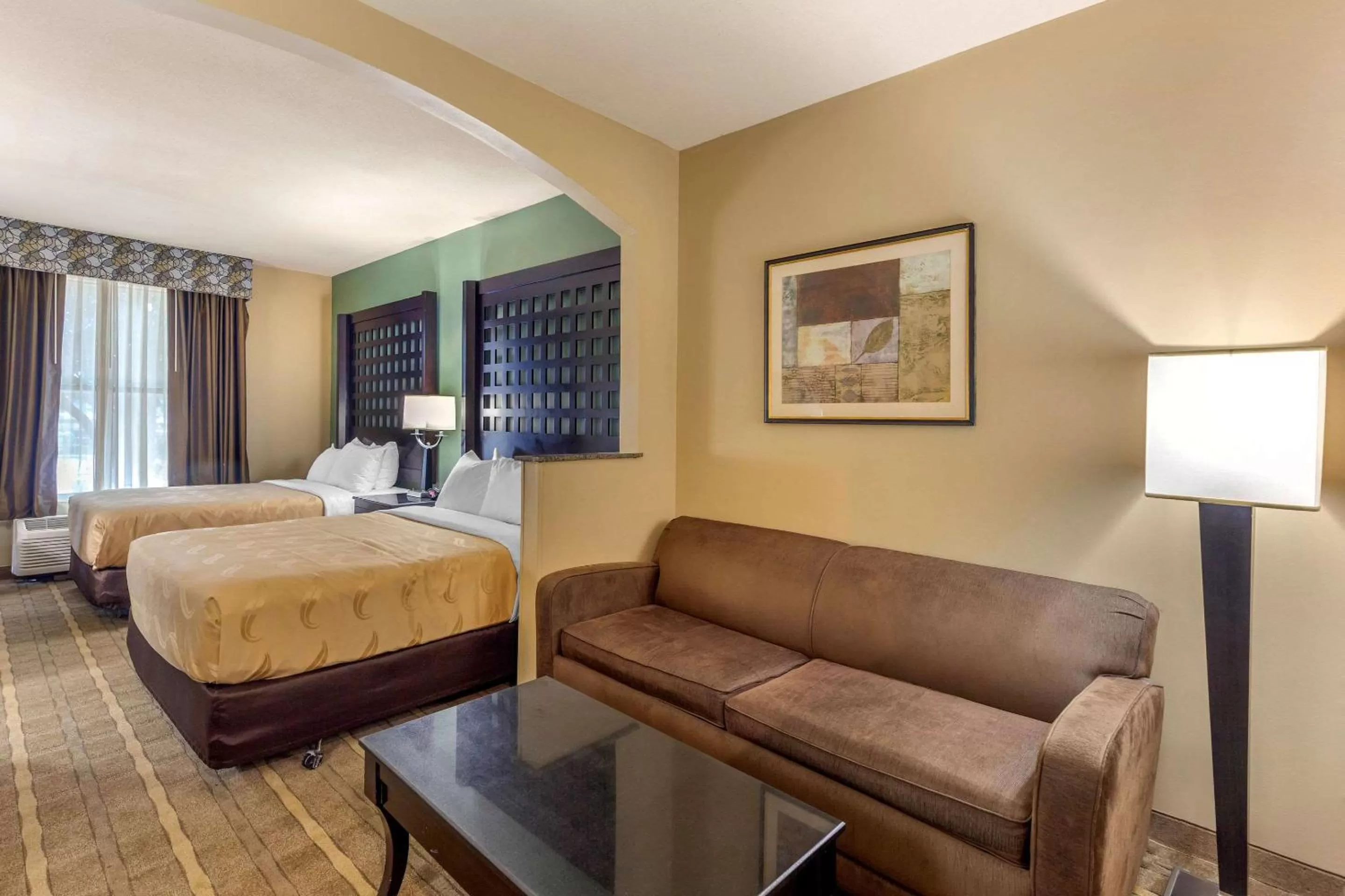 Queen Suite with Two Queen Beds - Non-Smoking in Quality Inn & Suites Durant