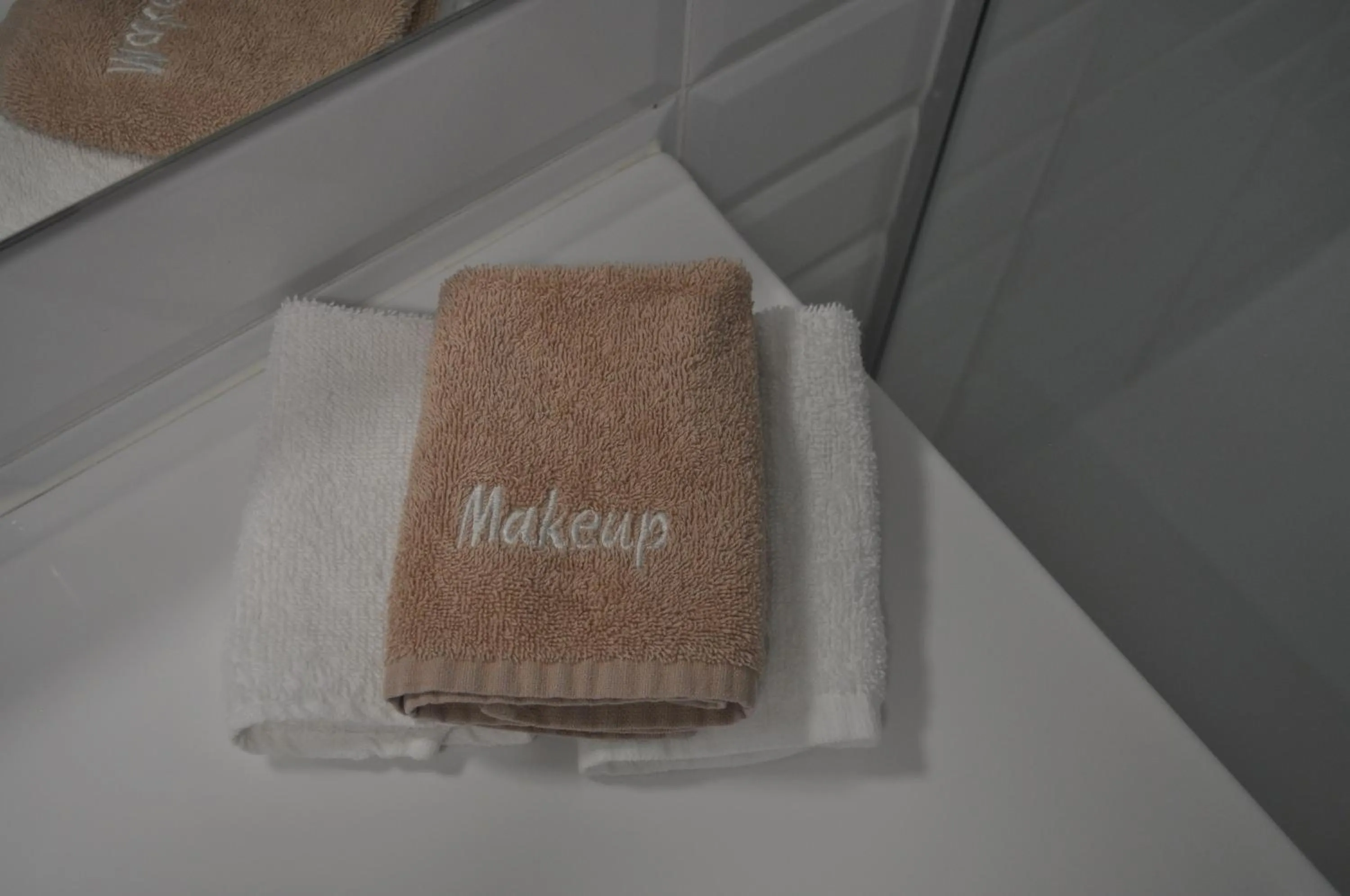 Standard Twin Room in City Suites