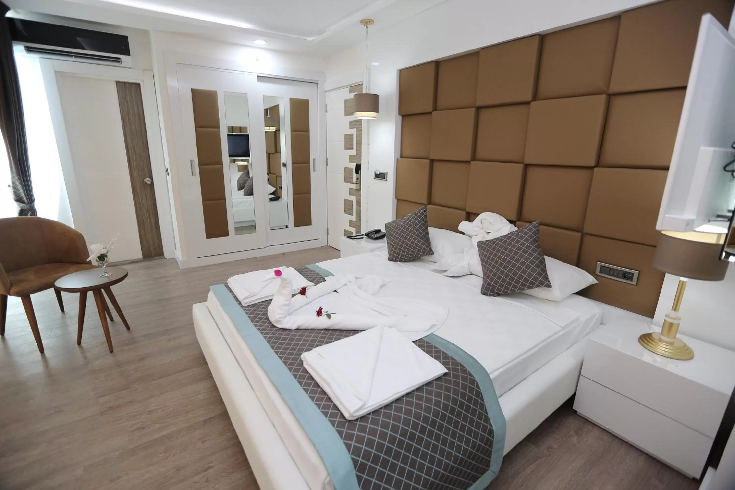 Double Room in Elips Royal Hotel & SPA