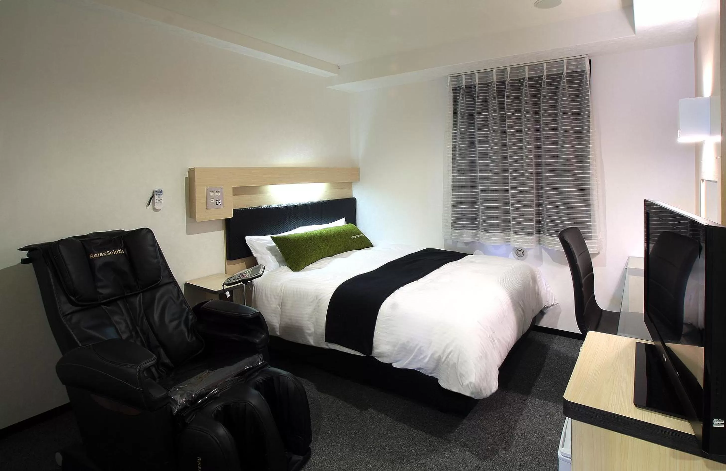 Premium Queen Room with Massage Chair - Smoking in Green Rich Hotel Yamaguchi Yuda Onsen