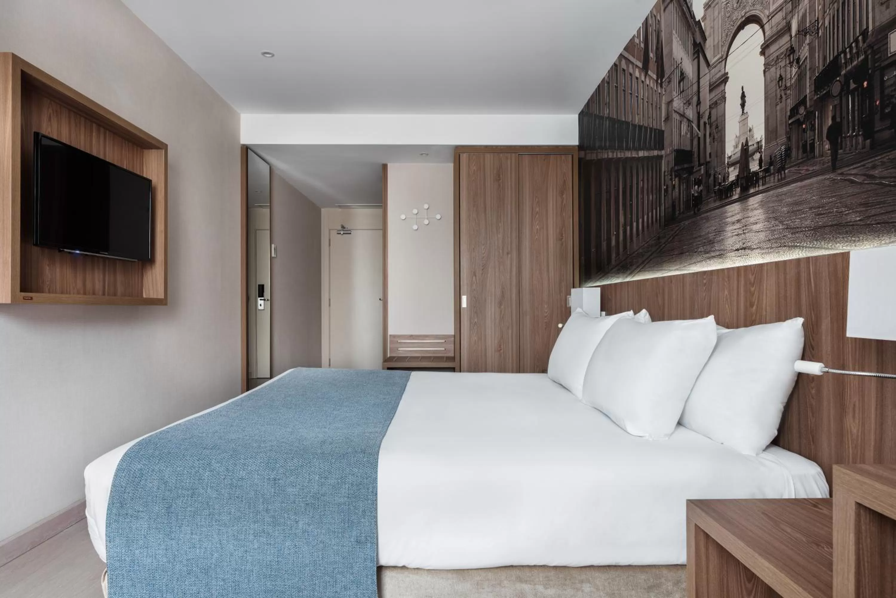 Double or Twin Room in Exe Saldanha