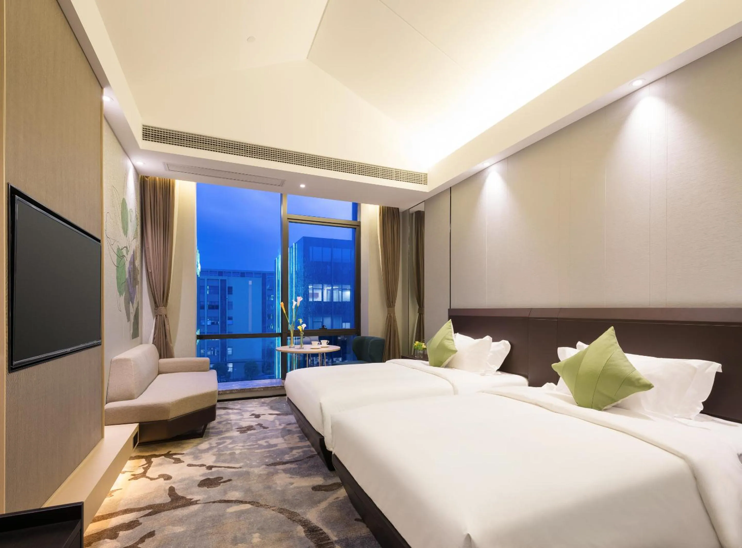 Executive Double Room in Buddy Hotel-Free Shuttle to Canton Fair Complex during Canton Fair Period