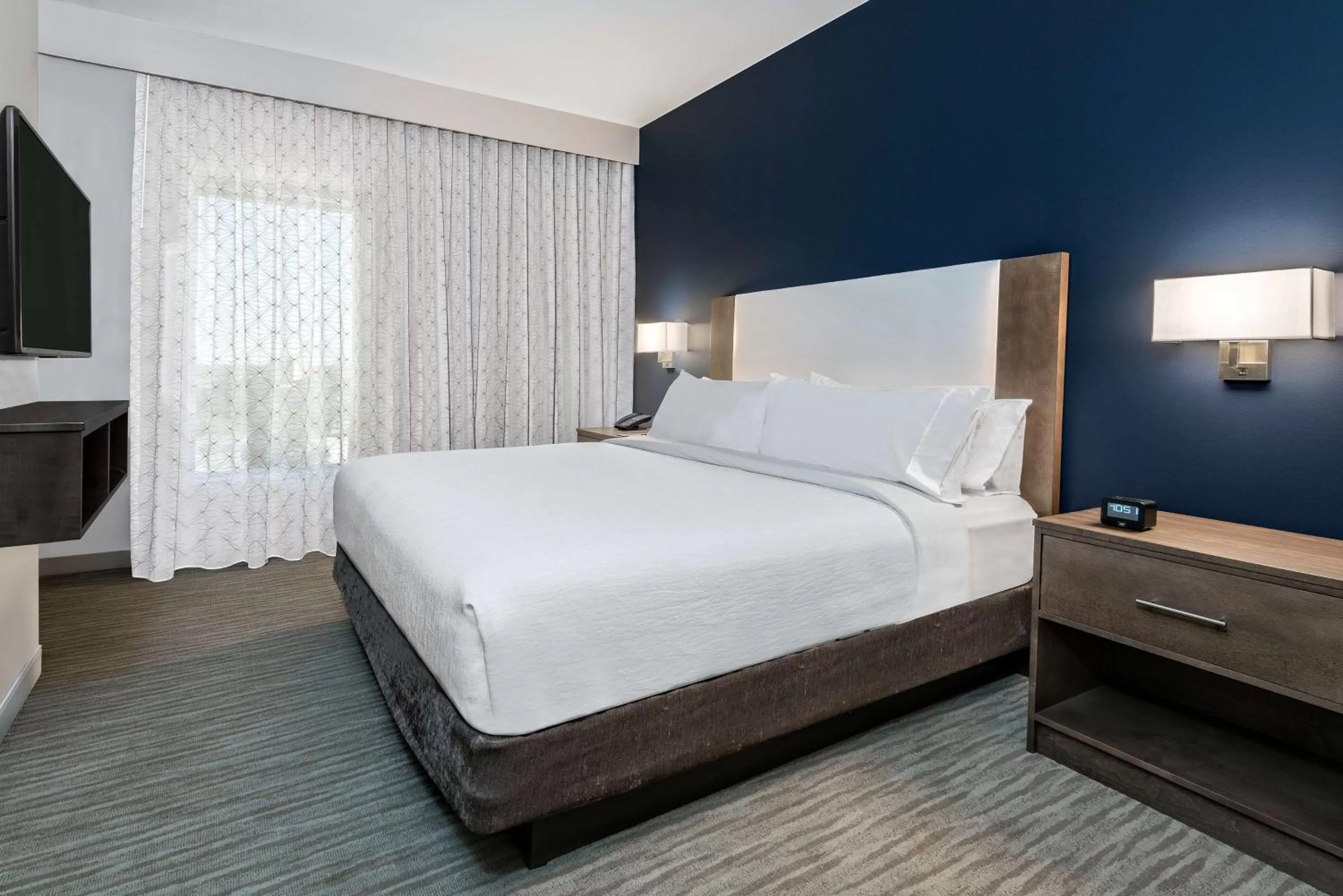 Premium King Suite in Embassy Suites By Hilton College Station