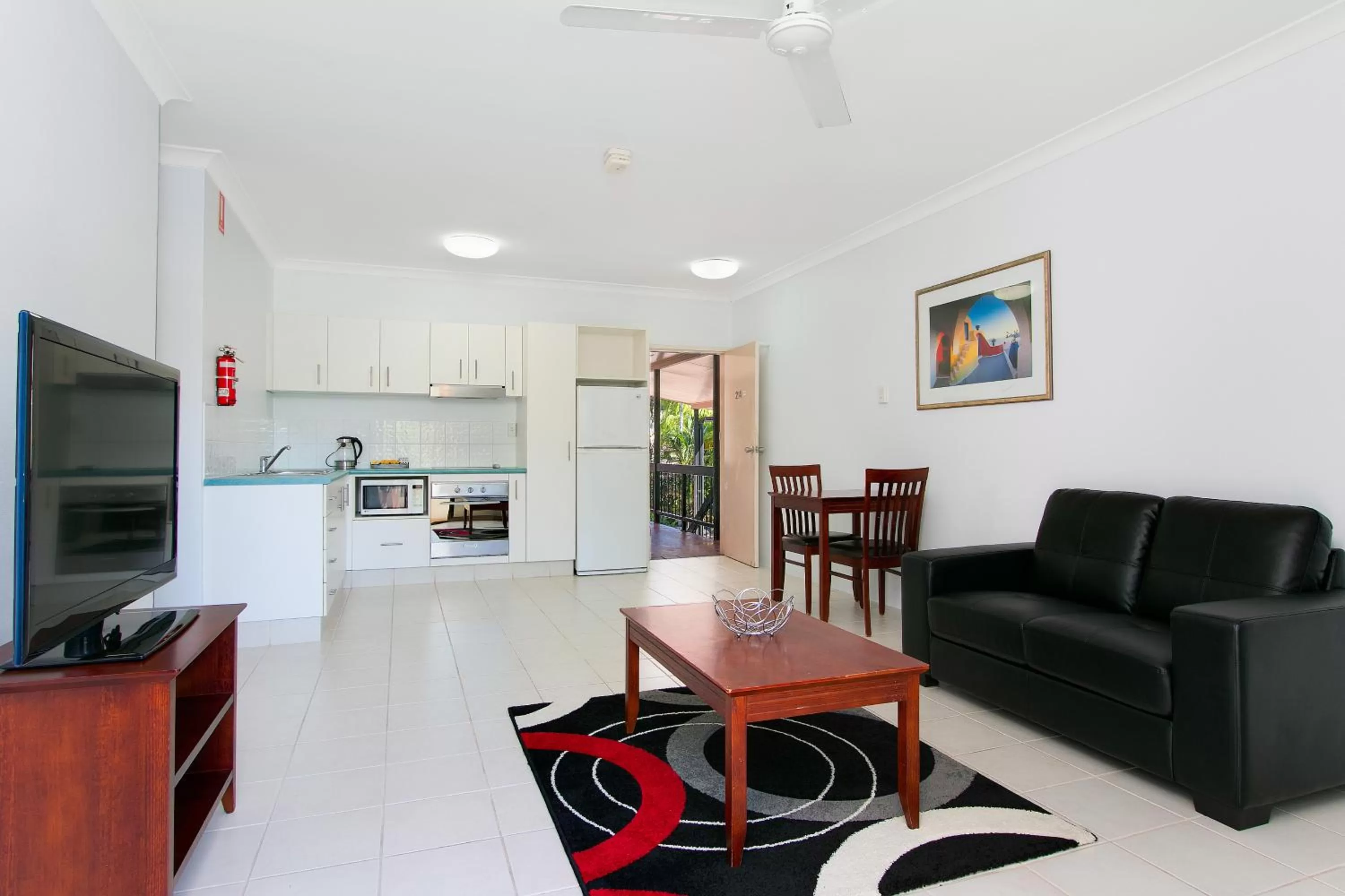 One-Bedroom Apartment in Cairns City Palms