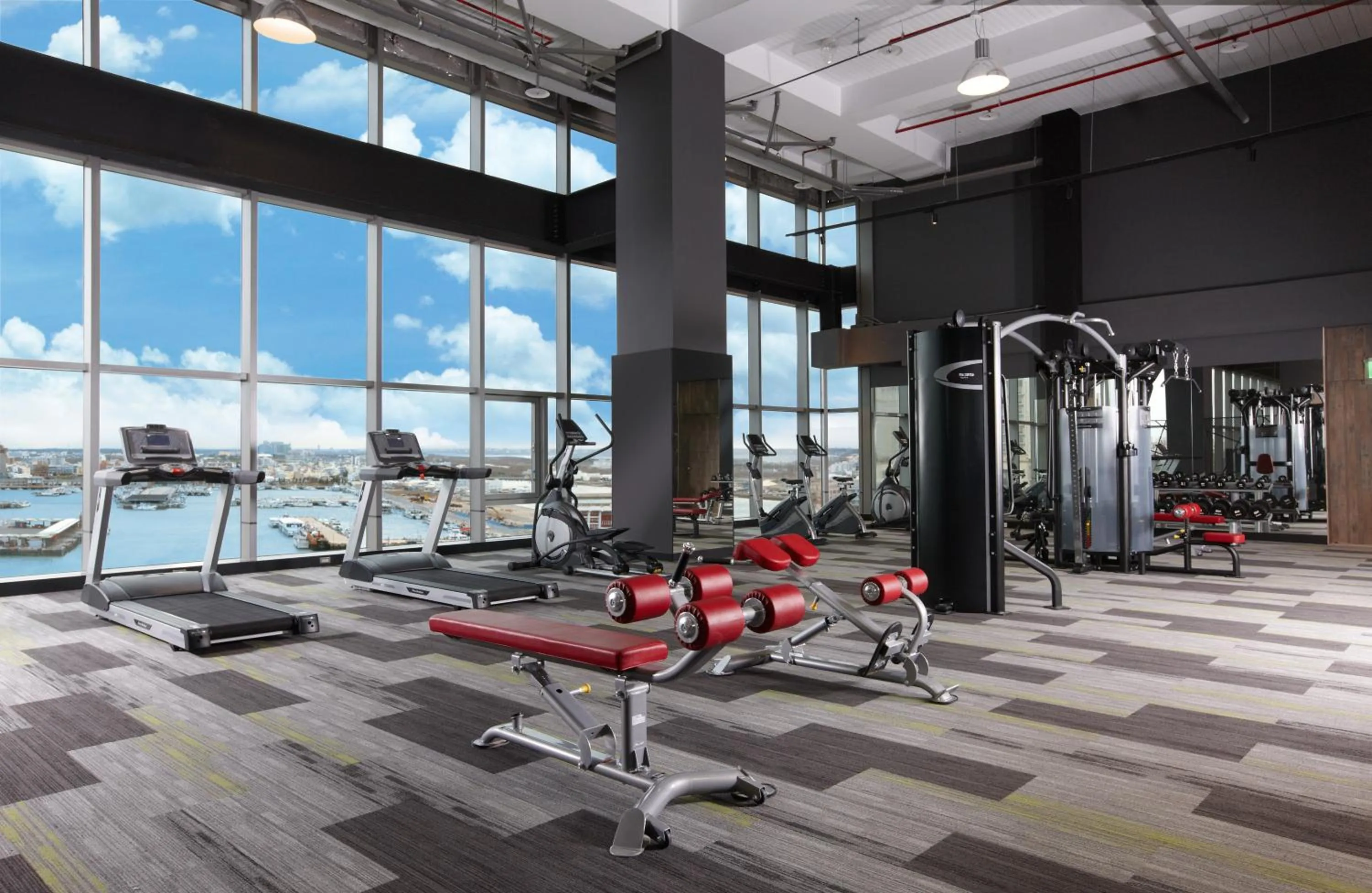 Fitness centre/facilities in Discovery Hotel
