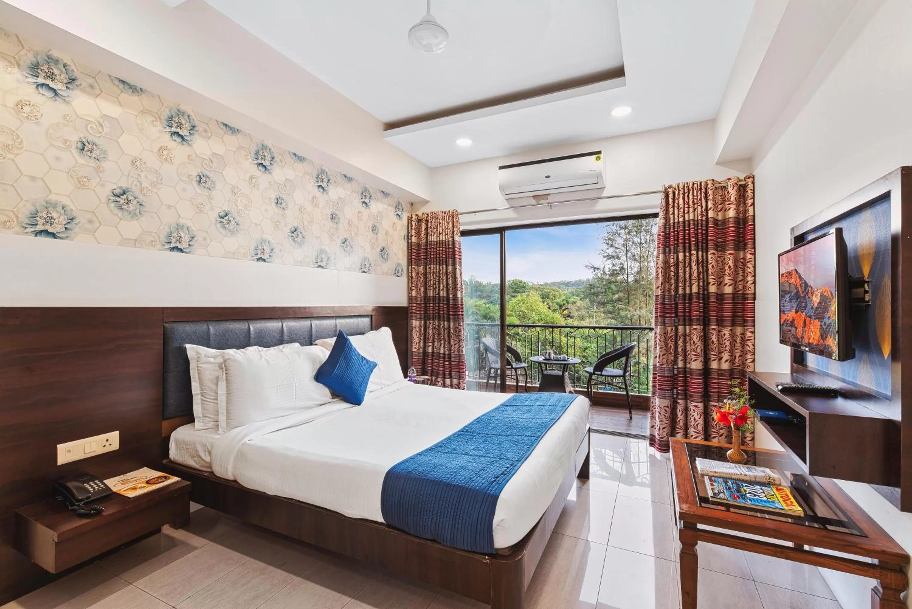 Premium Room with Balcony in Mayur Retreat & Spa