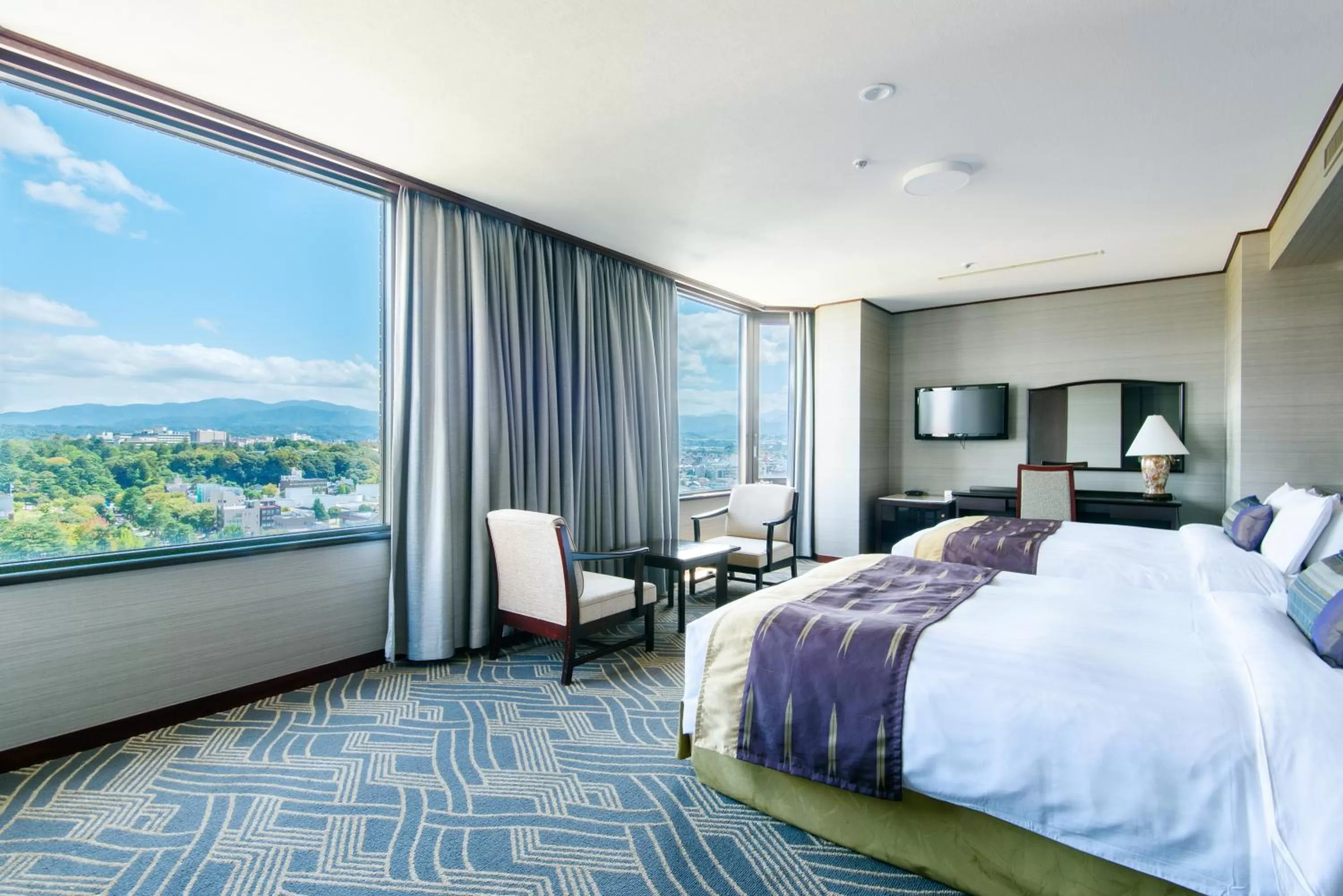 Suite Room with Free access to Club Lounge - single occupancy - Luxury floor - Non-Smoking in Kanazawa Tokyu Hotel