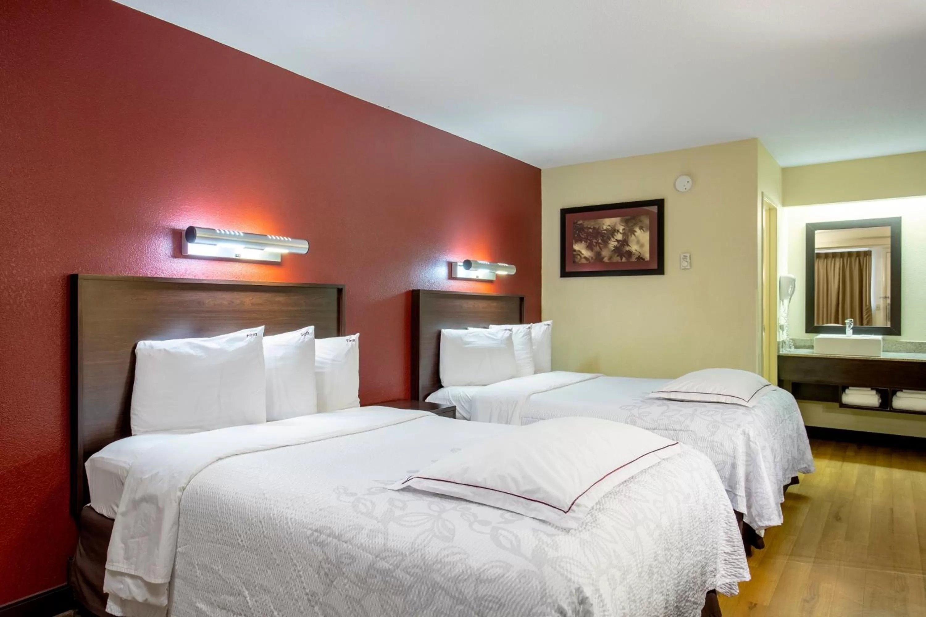  Premium Room with Two Double Beds Smoke Free (Upgraded Bedding & Snack) in Red Roof Inn PLUS+ Pittsburgh East - Monroeville