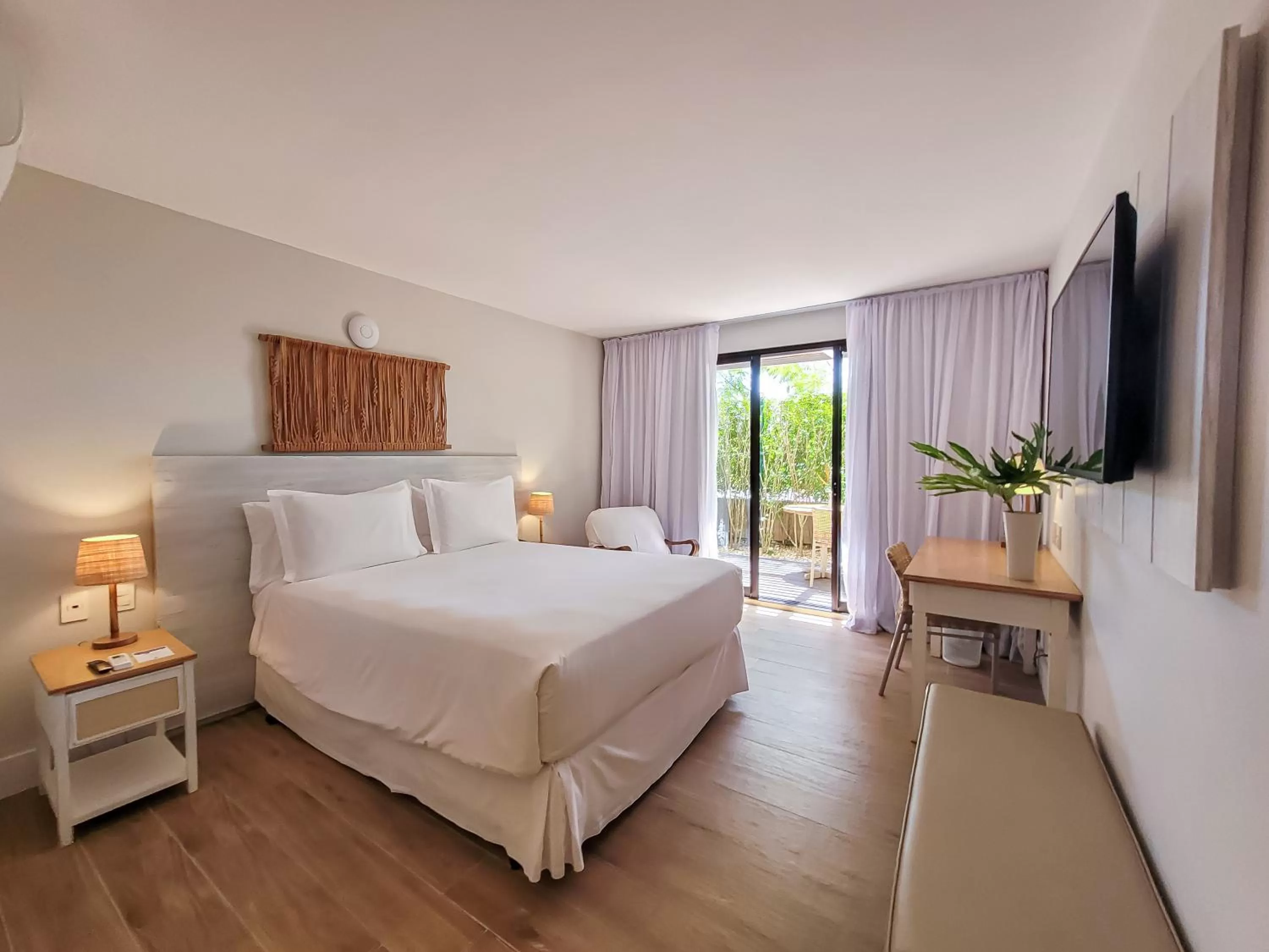Master Suite - Disability Access in Hotel Aretê