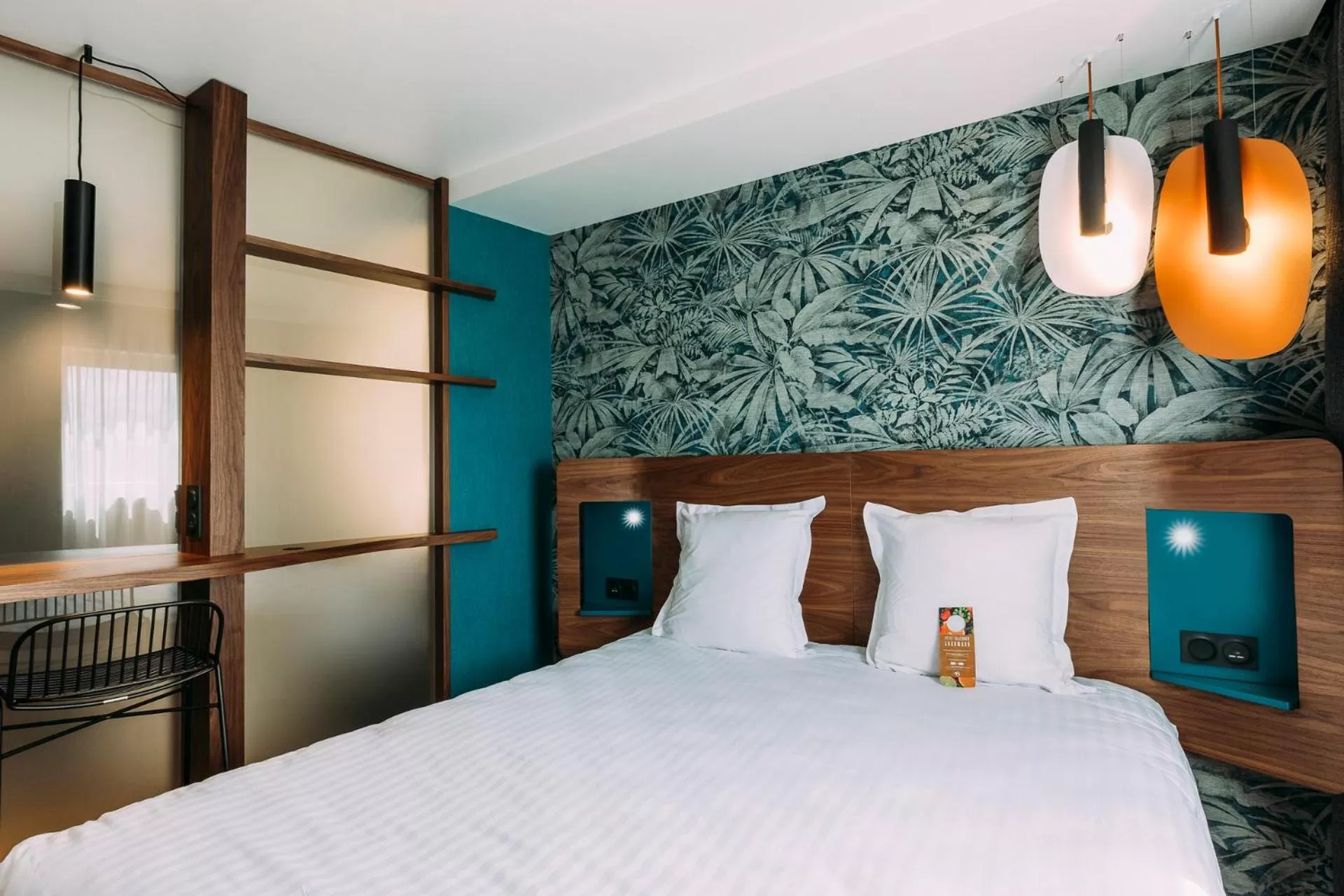 Deluxe Double Room in Oceania Paris Porte De Versailles