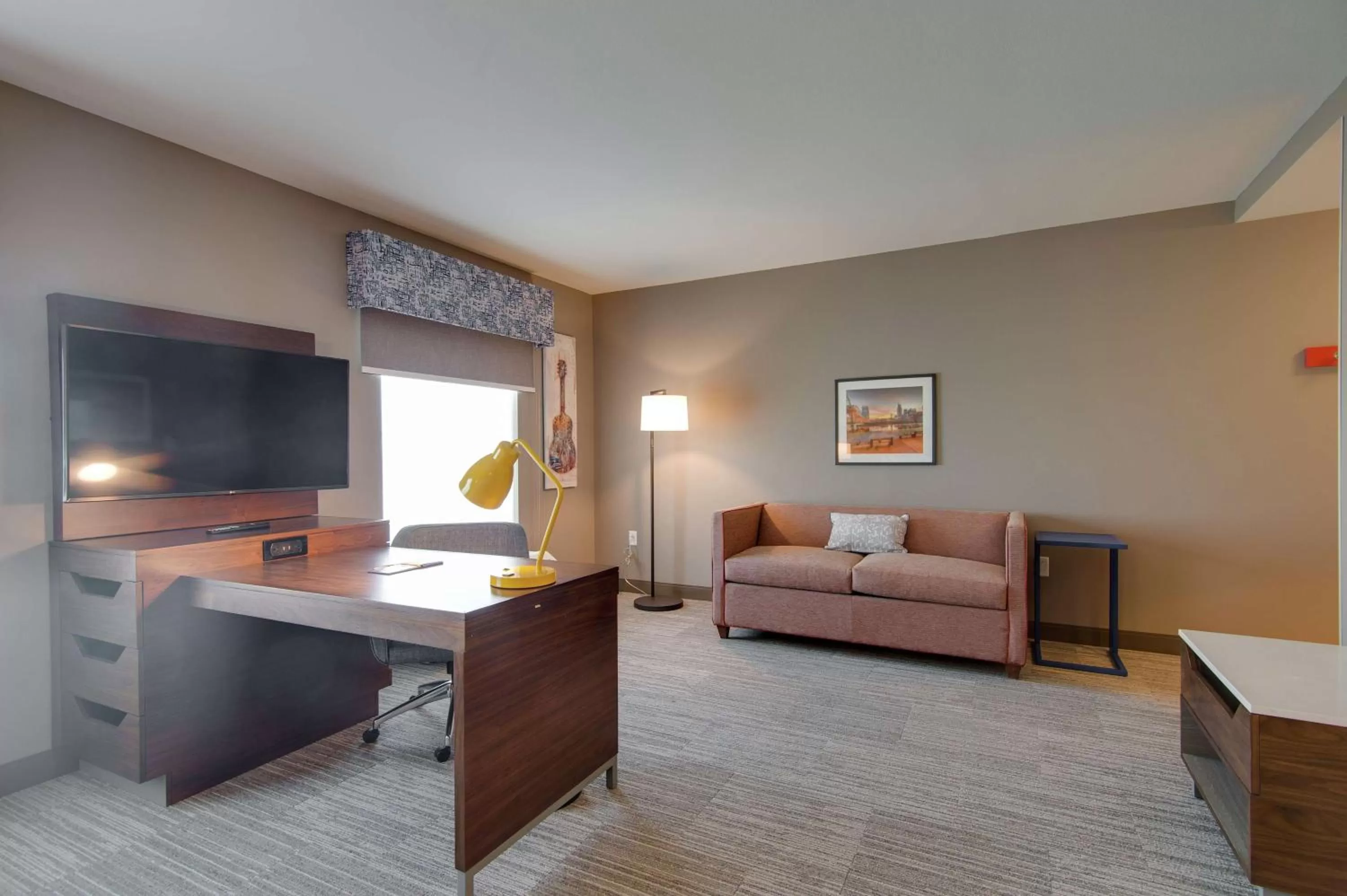 King Studio Suite - Non Smoking in Hampton Inn & Suites by Hilton Nashville North Skyline