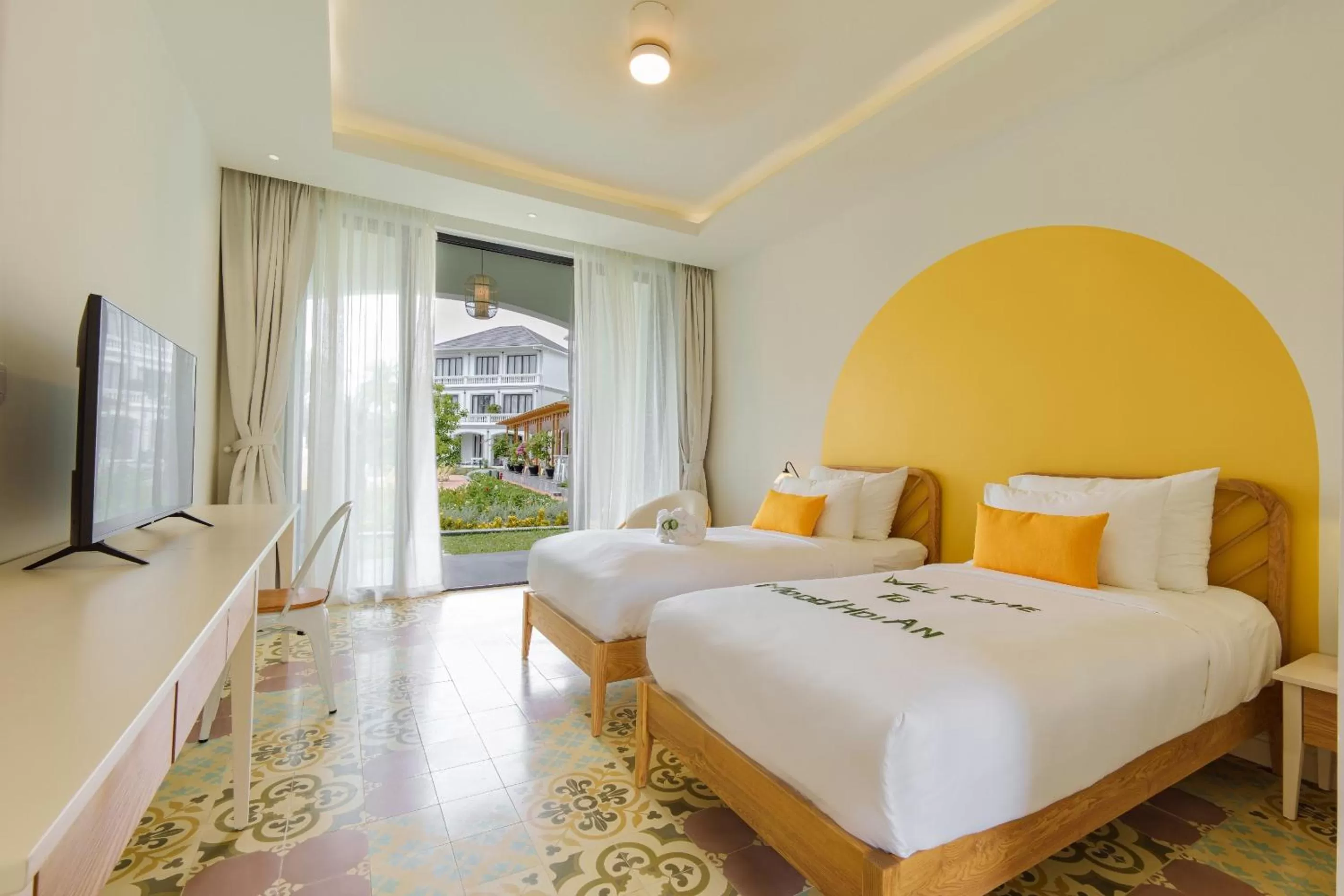 Twin Room with Pool View in Moodhoian Riverside Resort & Spa