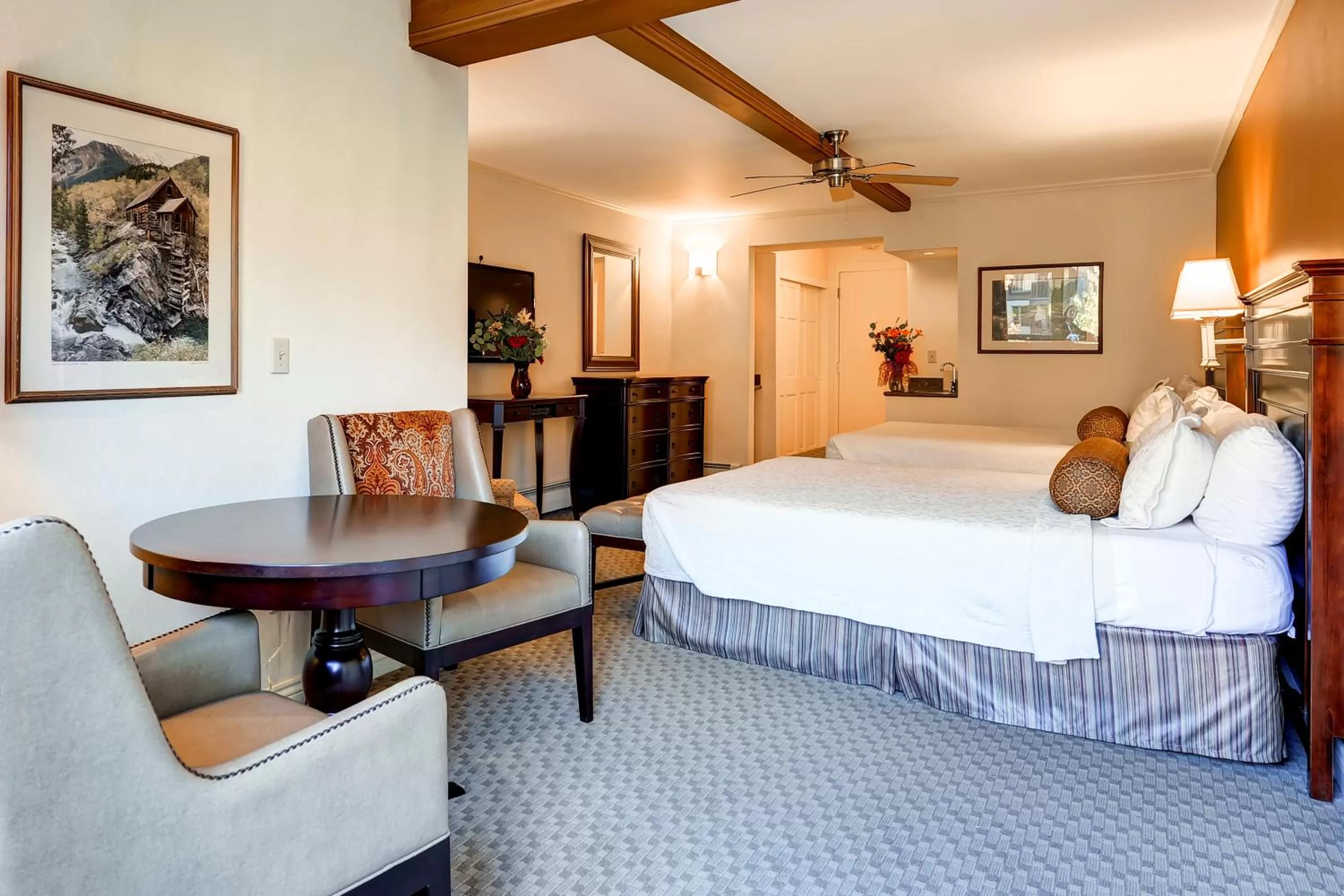 Deluxe Room in Sitzmark Vail