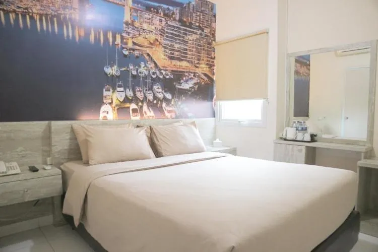 Superior Double or Twin Room in De Green Inn at Aeropolis