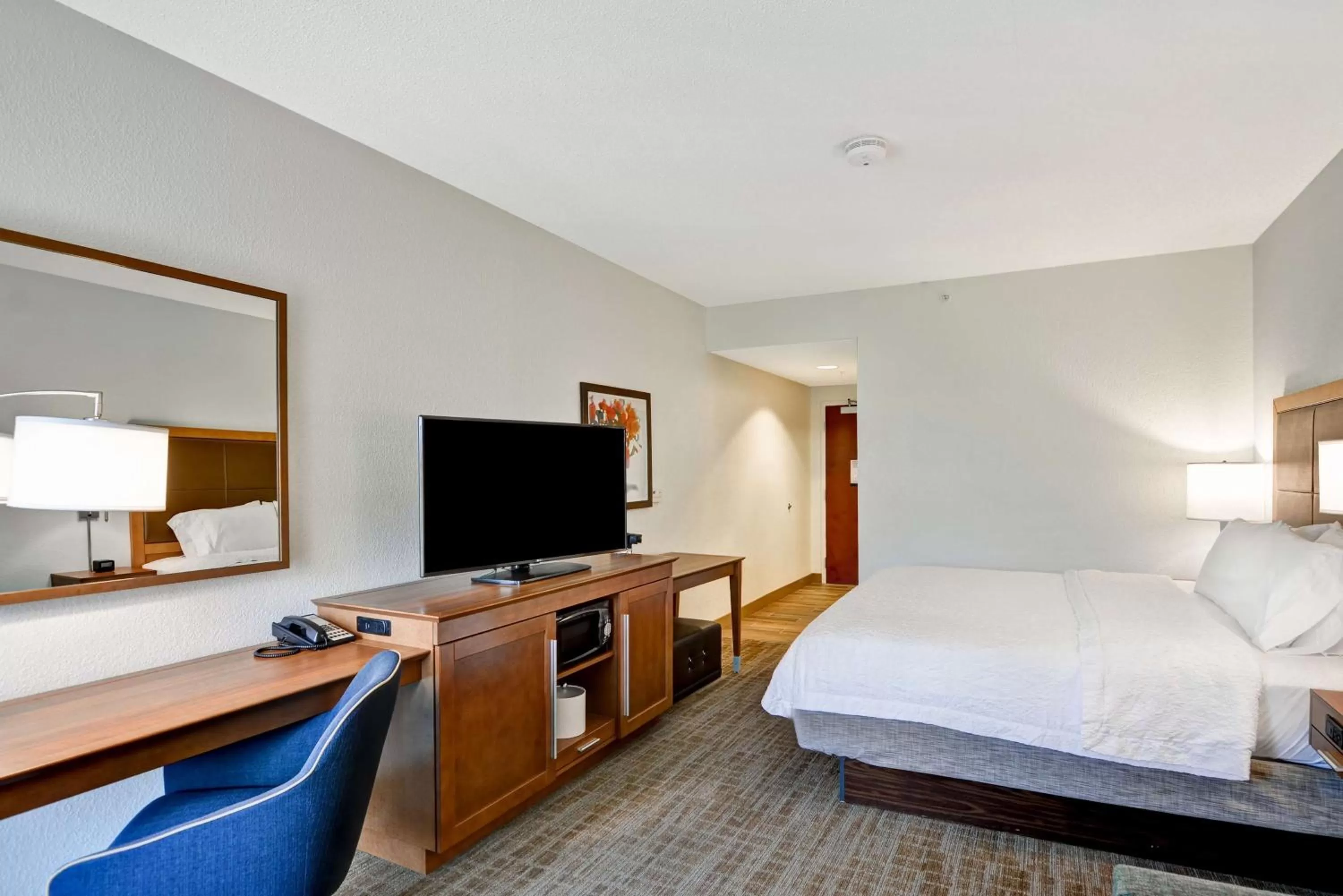 King Room with Sofa Bed and Study - Non-Smoking in Hampton Inn Palm Beach Gardens