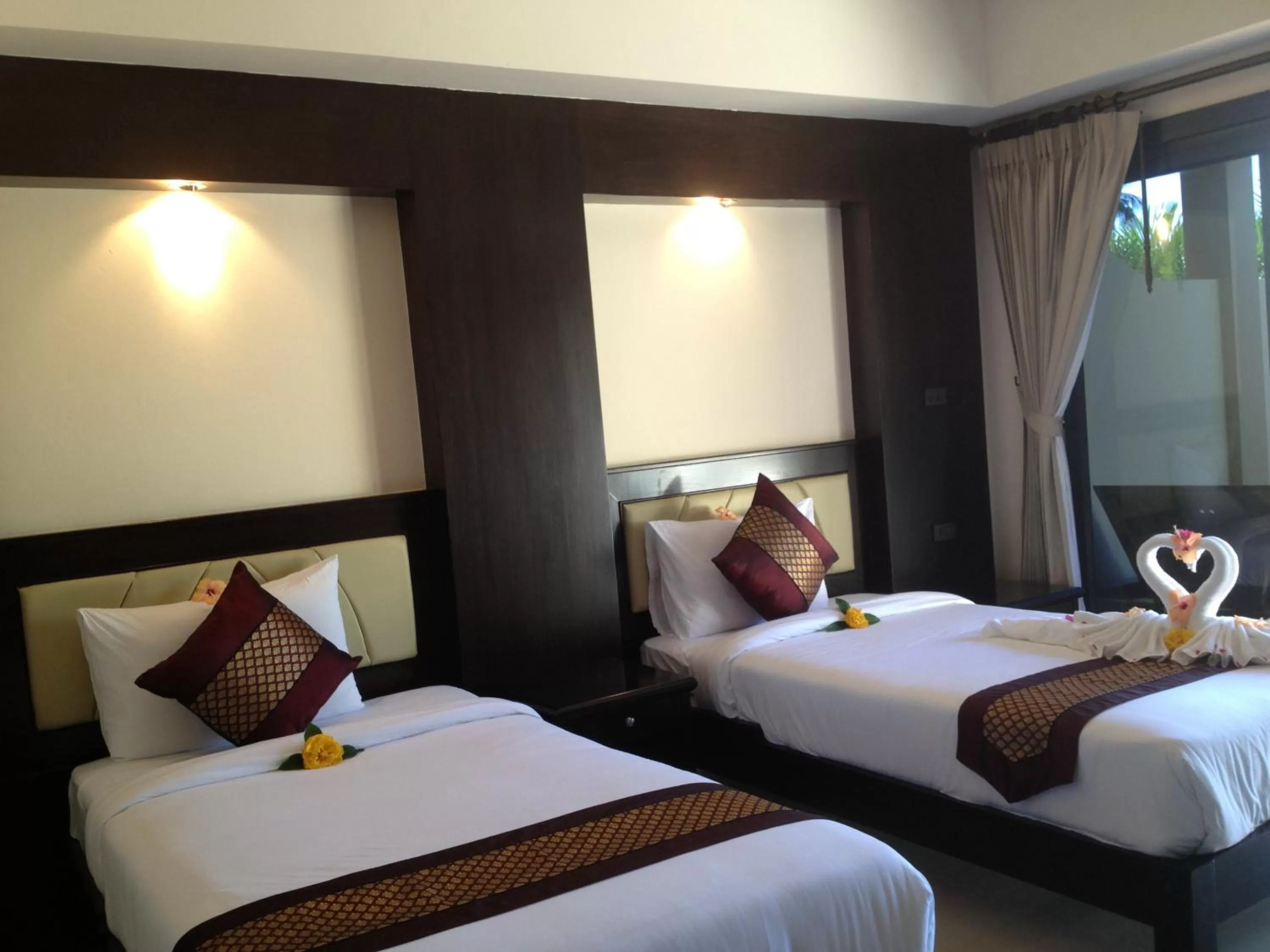 Junior Twin Room in Koh Chang Bailan Beach Resort