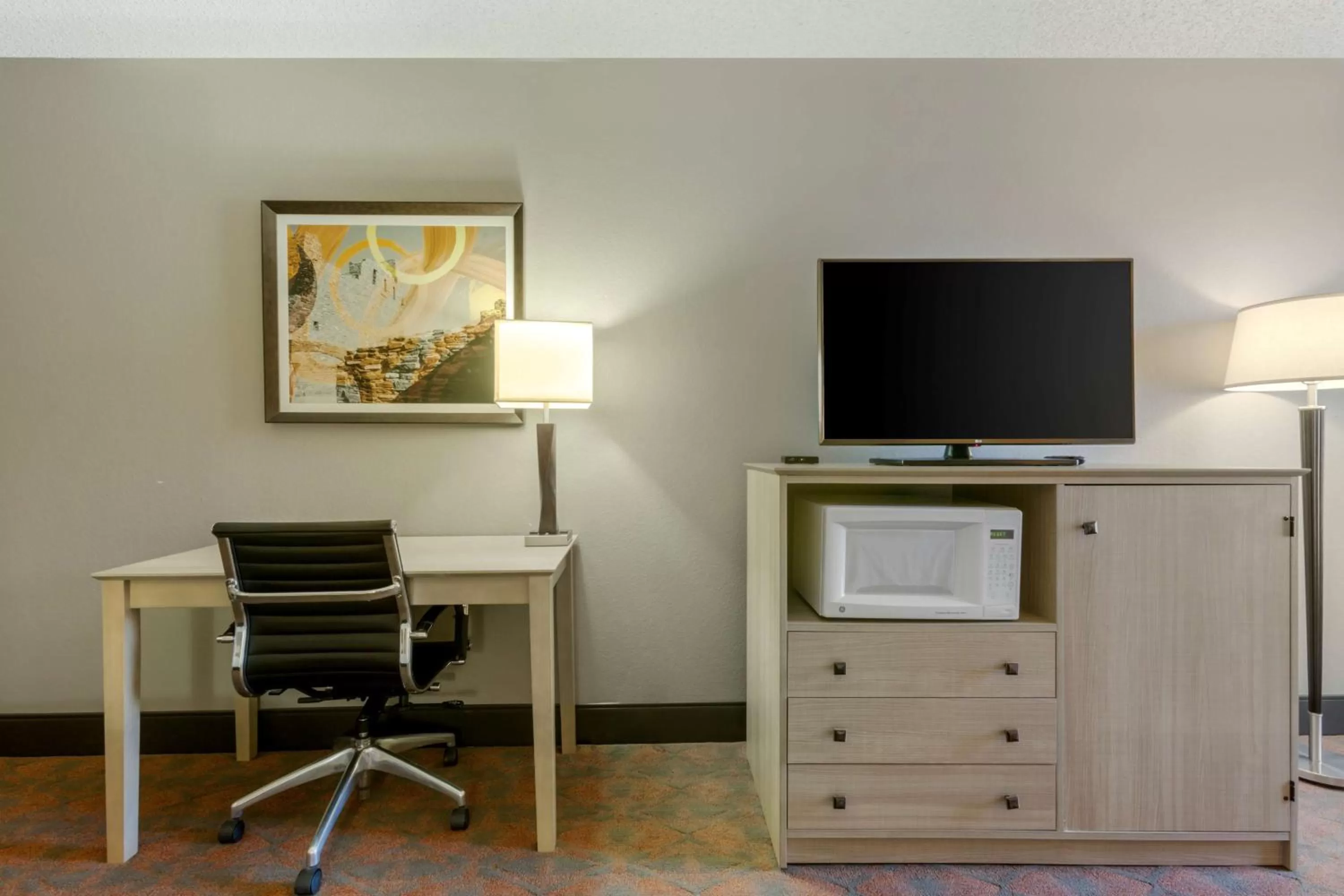 Deluxe King Room in Best Western Pecos Inn