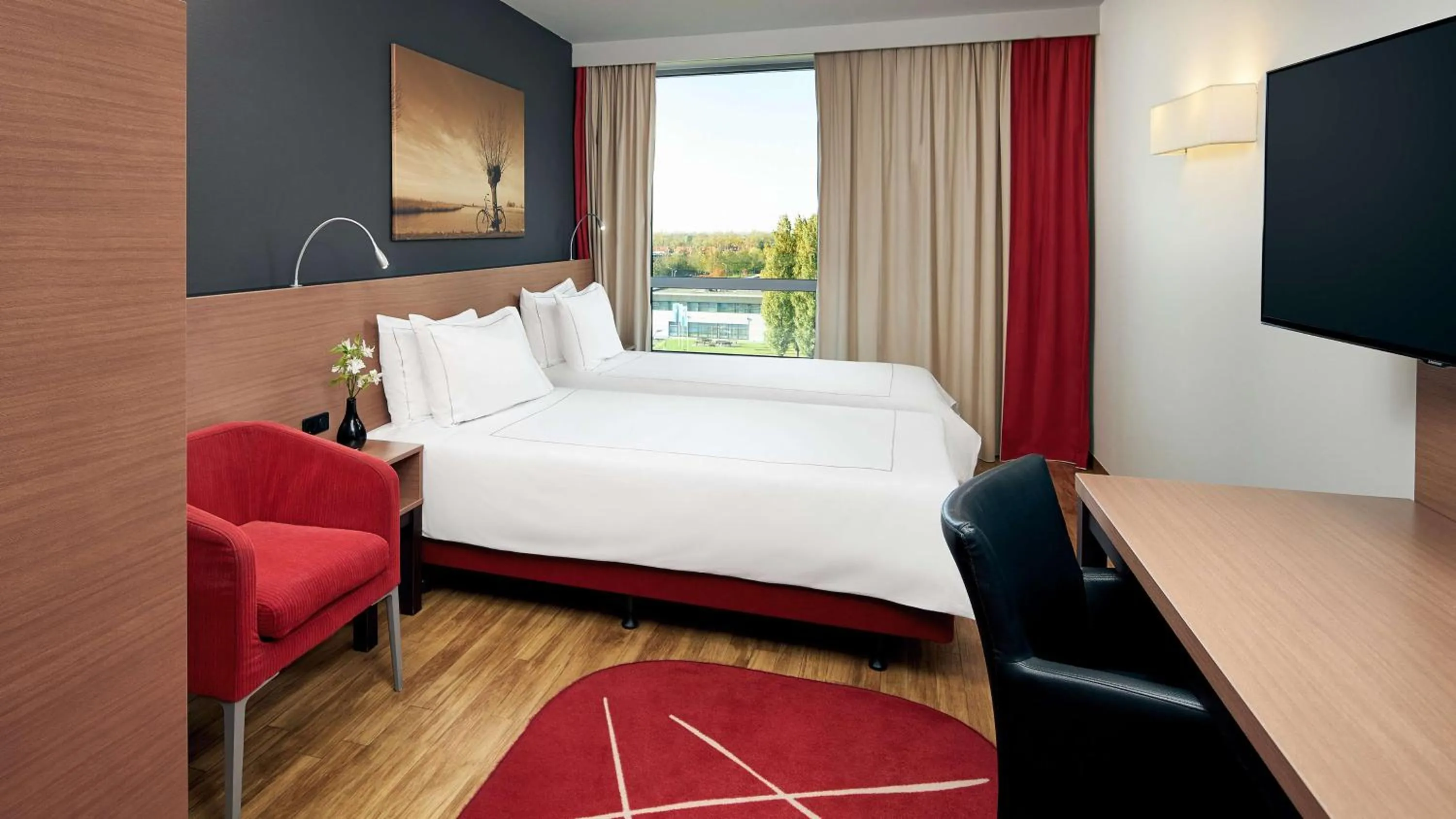 Superior Family Room (2 Adults + 2 Children) in Park Plaza Amsterdam Airport