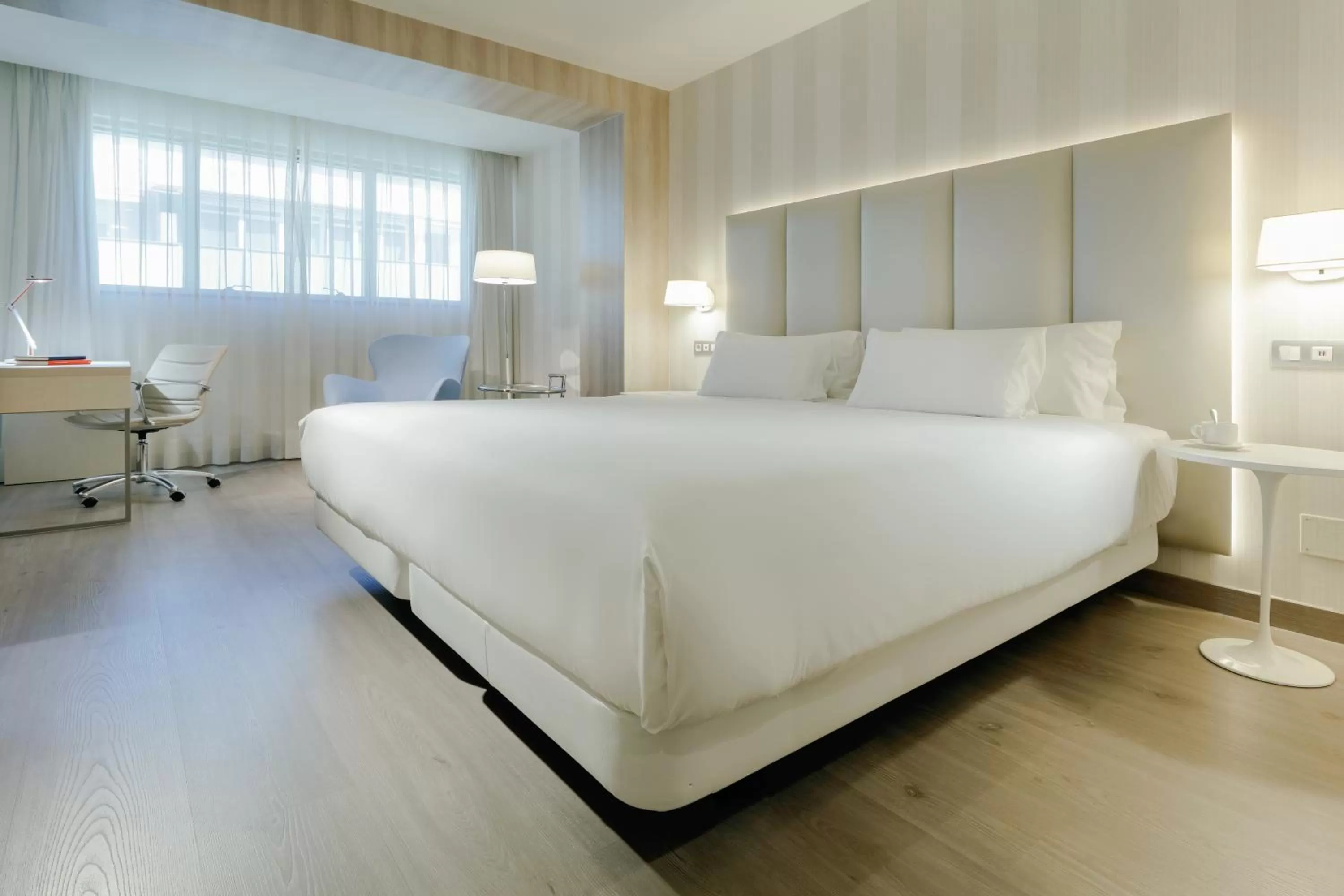 Superior Double or Twin Room in Hesperia A Coruña Centro