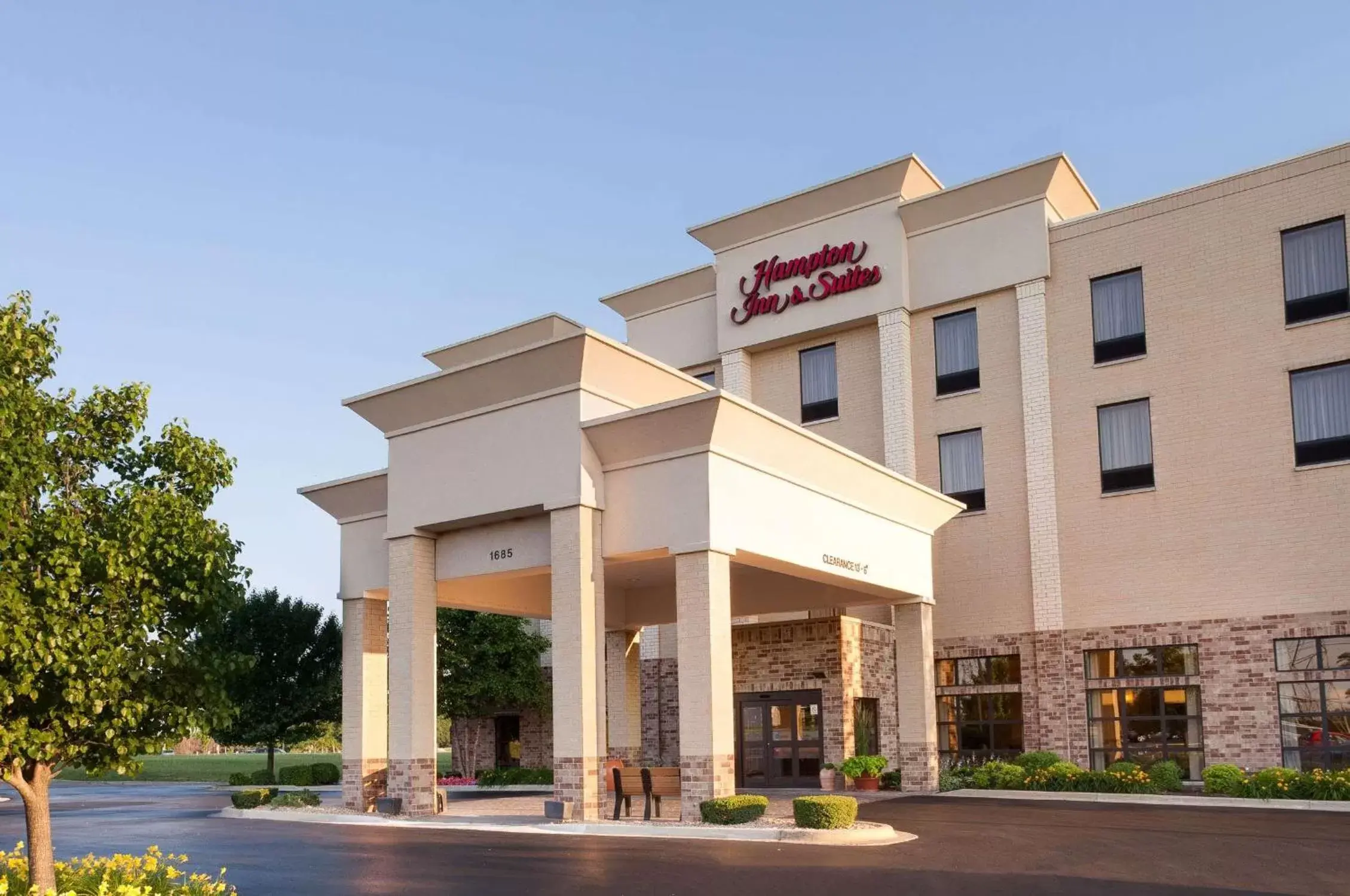 Hampton Inn & Suites Addison Hampton Inn & Suites Addison