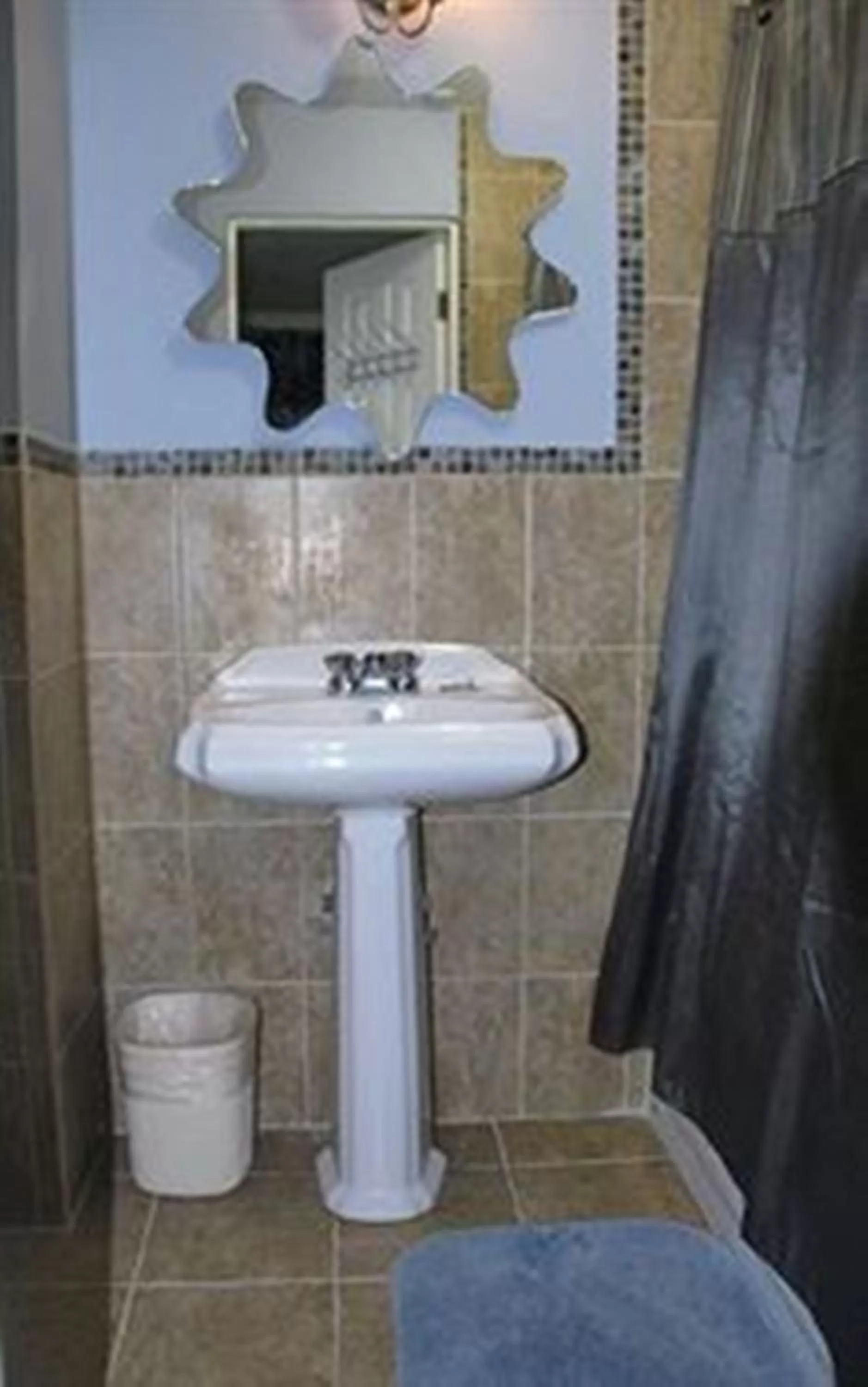 King Suite in Hotel Tim Bamboo