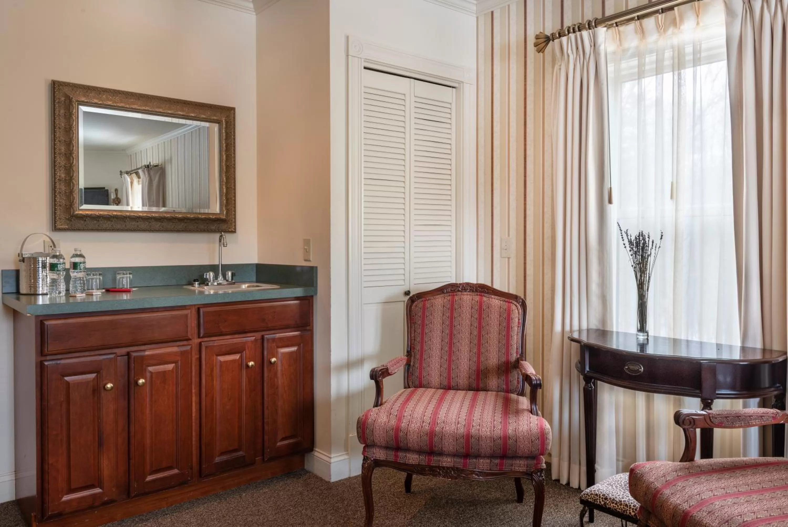 Gray Manor in The Inn at Thorn Hill