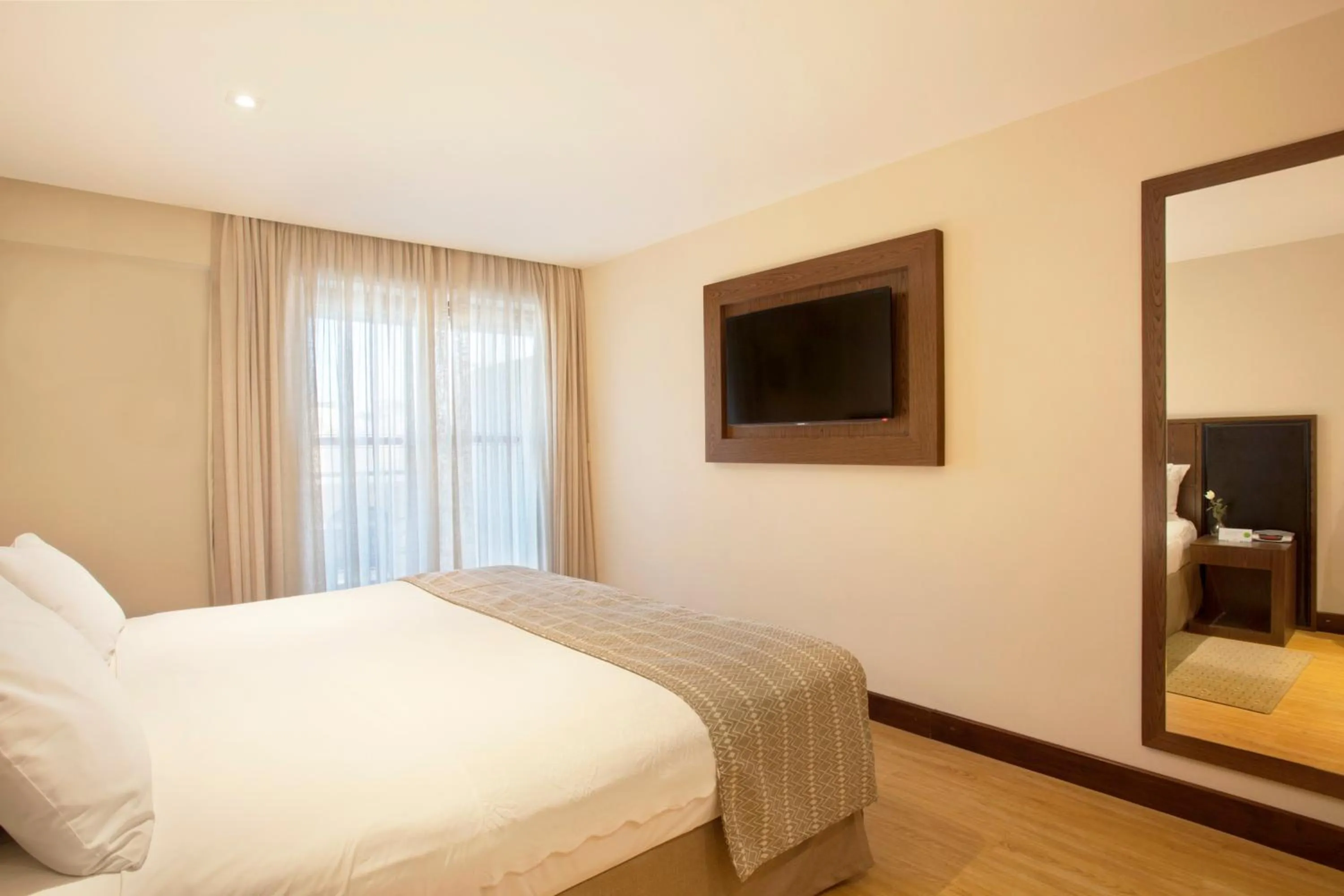 Superior Double Room - single occupancy in Windsor Palace Copacabana