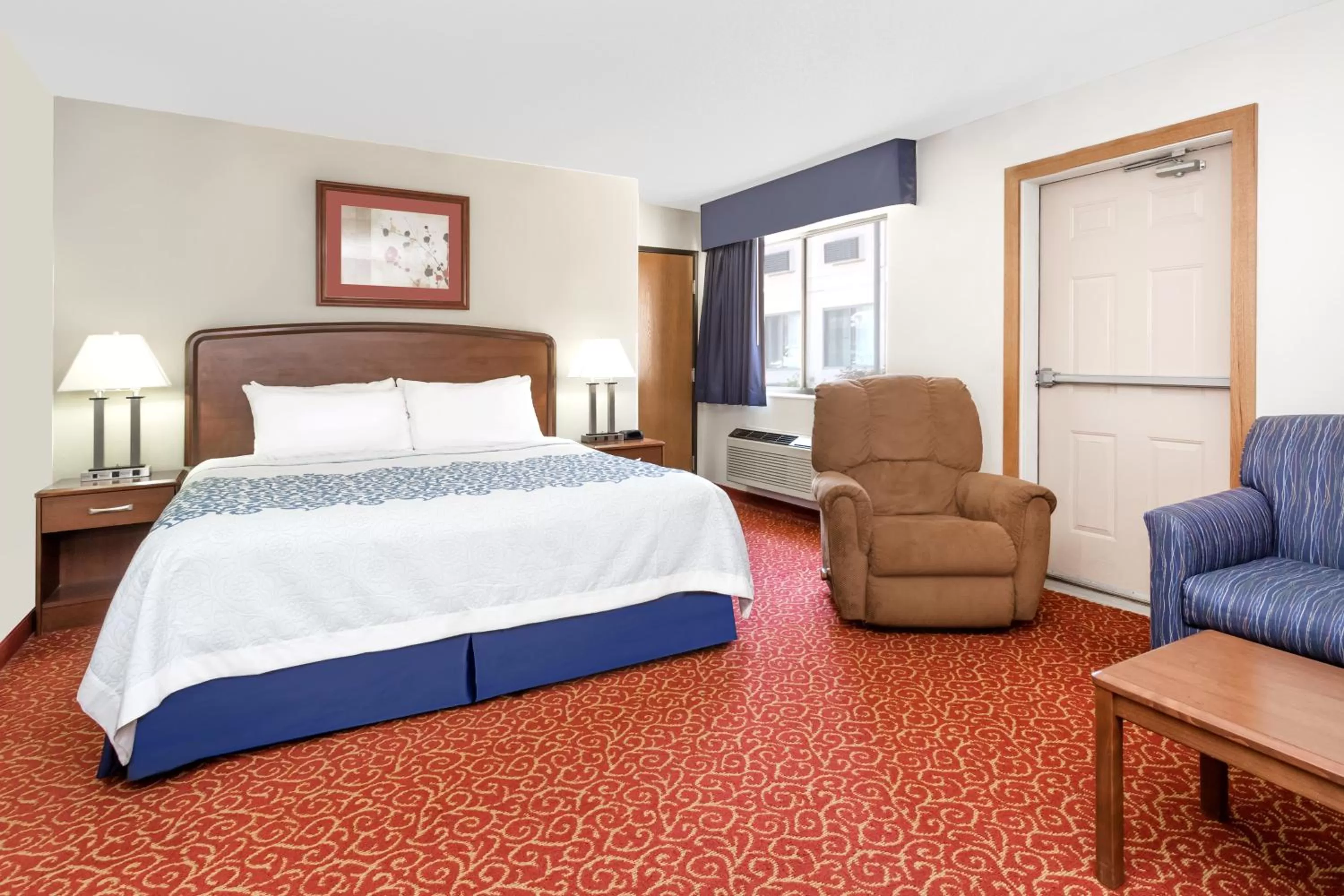 Queen Room - Non-Smoking in Days Inn by Wyndham Sidney NE