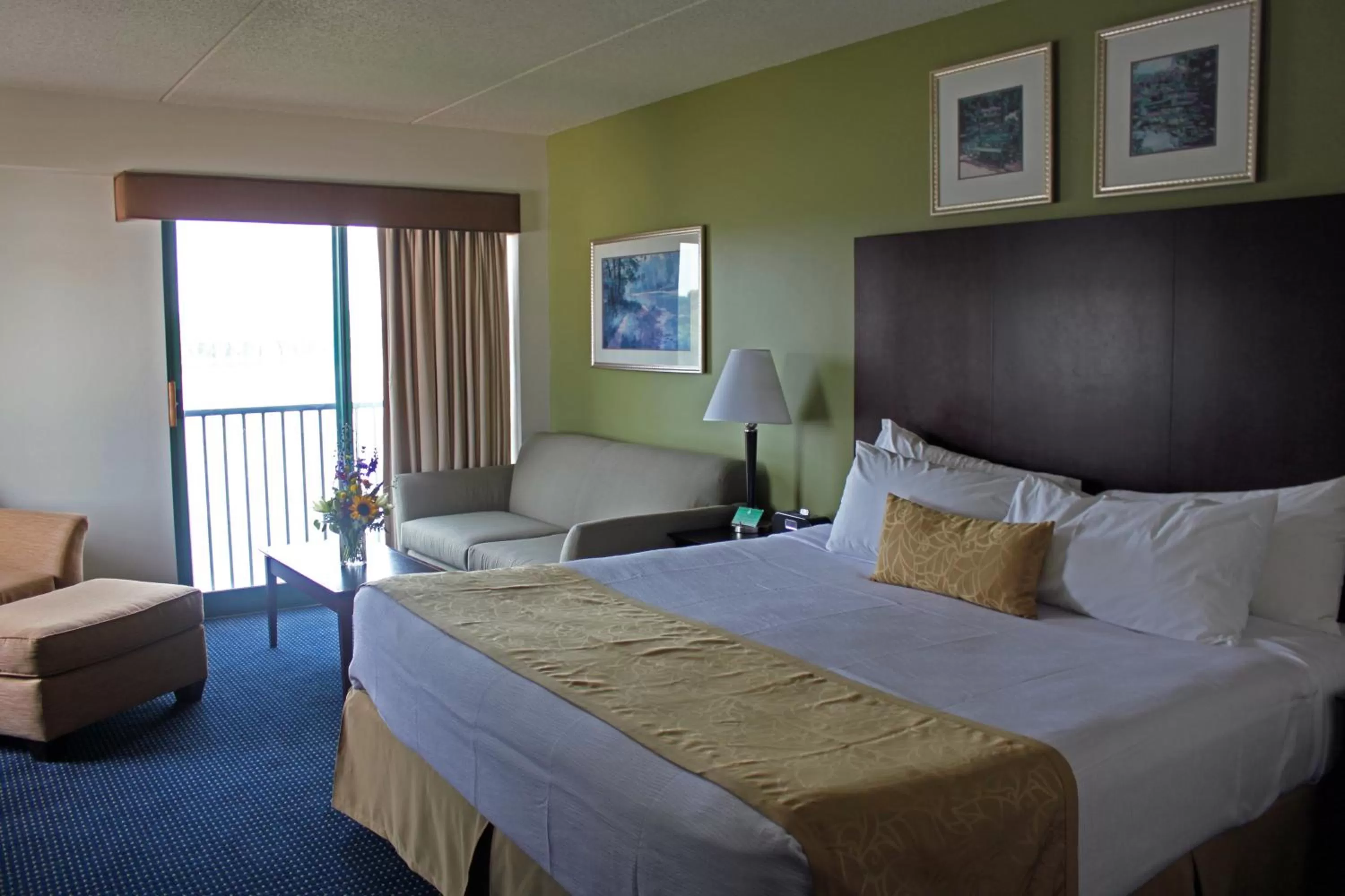 King Room with Sofa Bed in Grand Harbor Resort