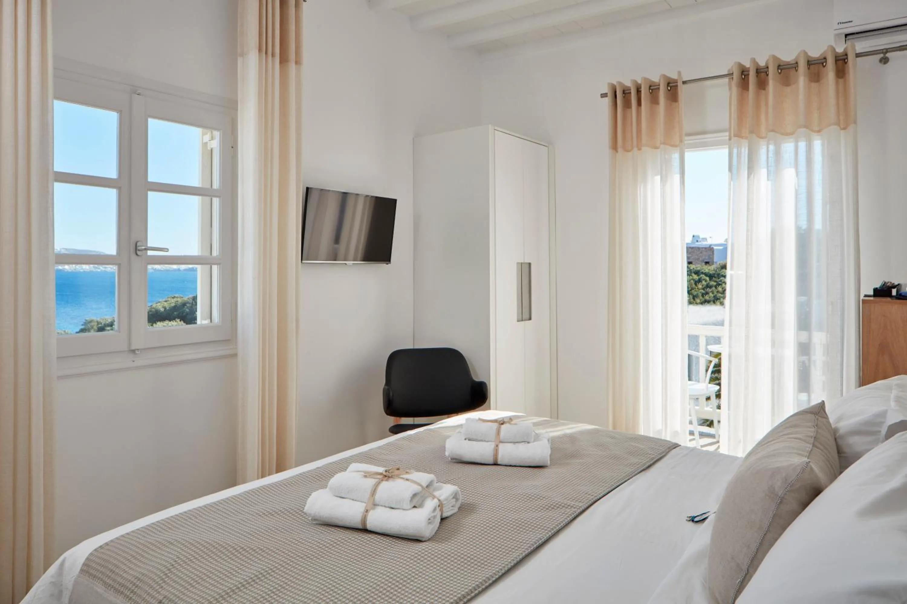 Superior Double Room with Sea View in Mykonos Princess Hotel