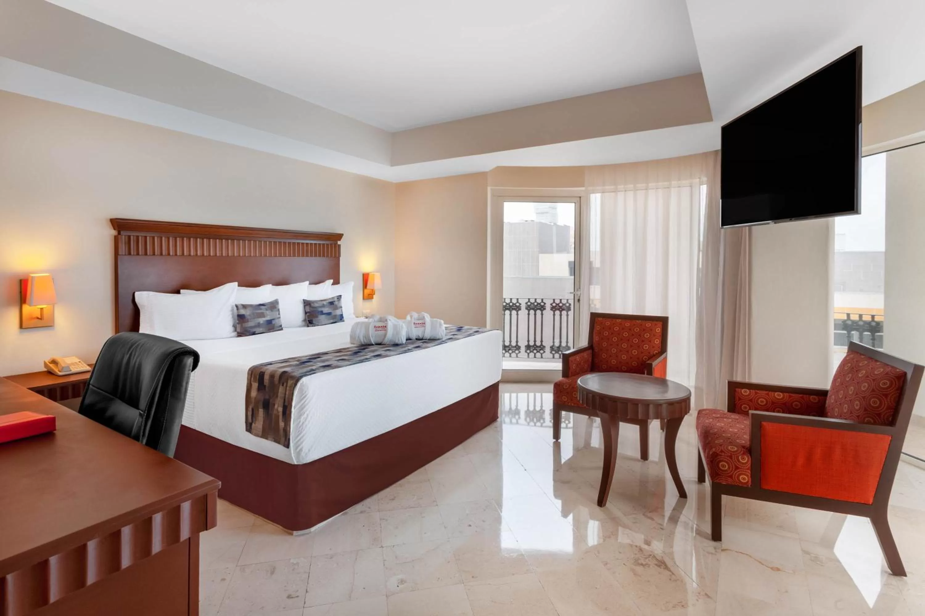 Junior King Suite - Non-Smoking in Ramada Plaza by Wyndham Veracruz Boca del Rio
