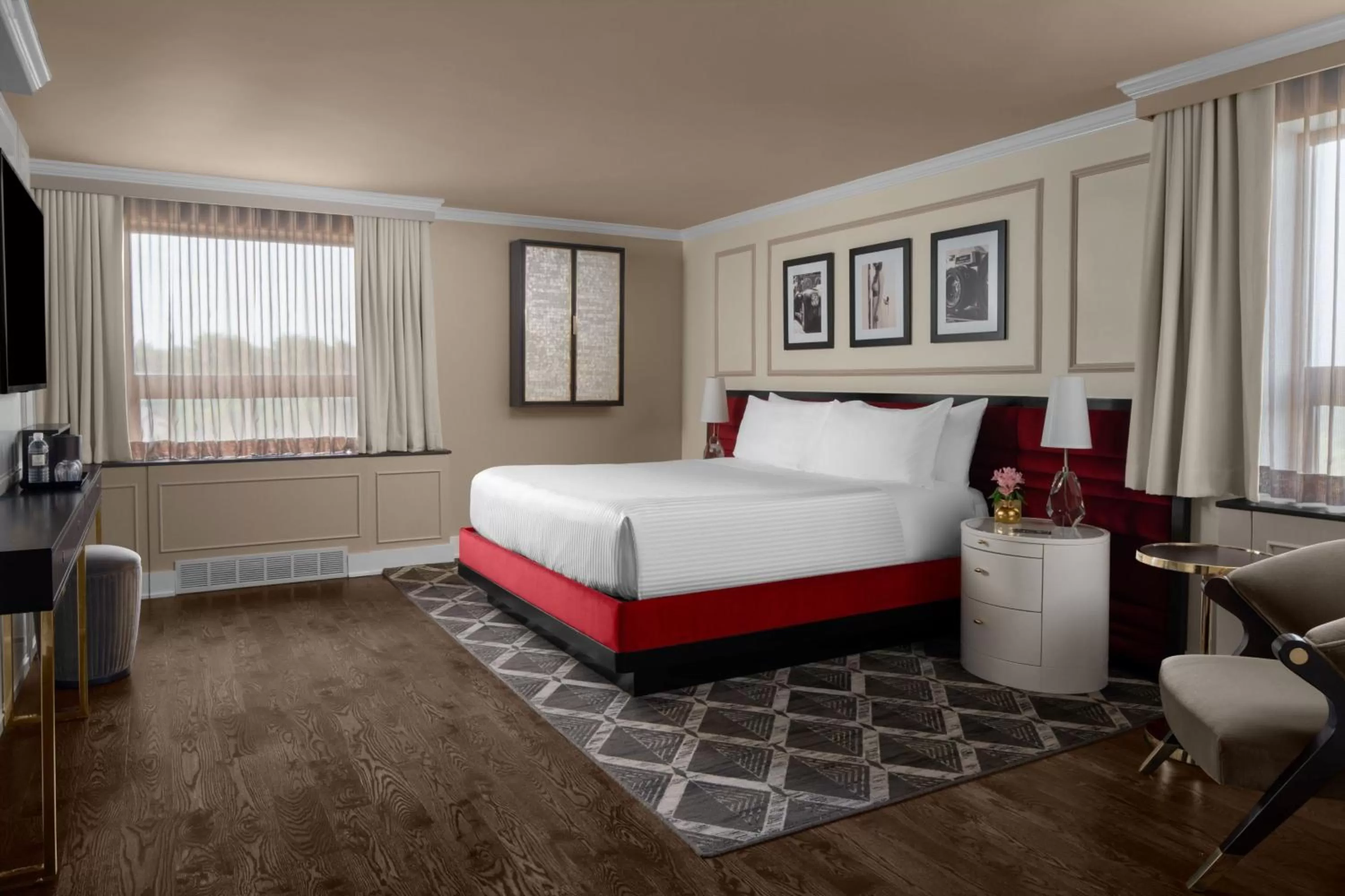 Standard King, Guest room, 1 King in The Drake Oak Brook, Autograph Collection