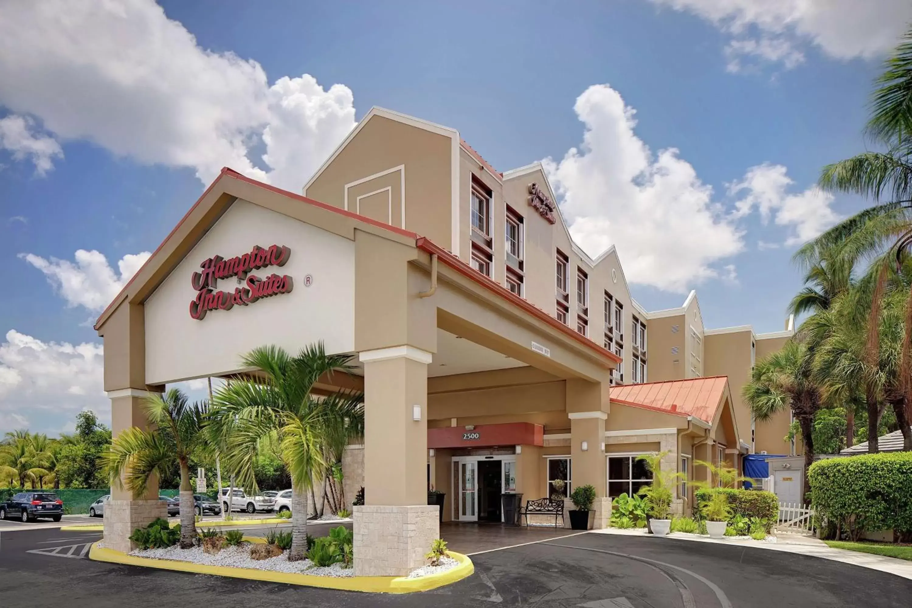 Hampton Inn & Suites Fort Lauderdale Airport Hampton Inn & Suites Fort Lauderdale Airport