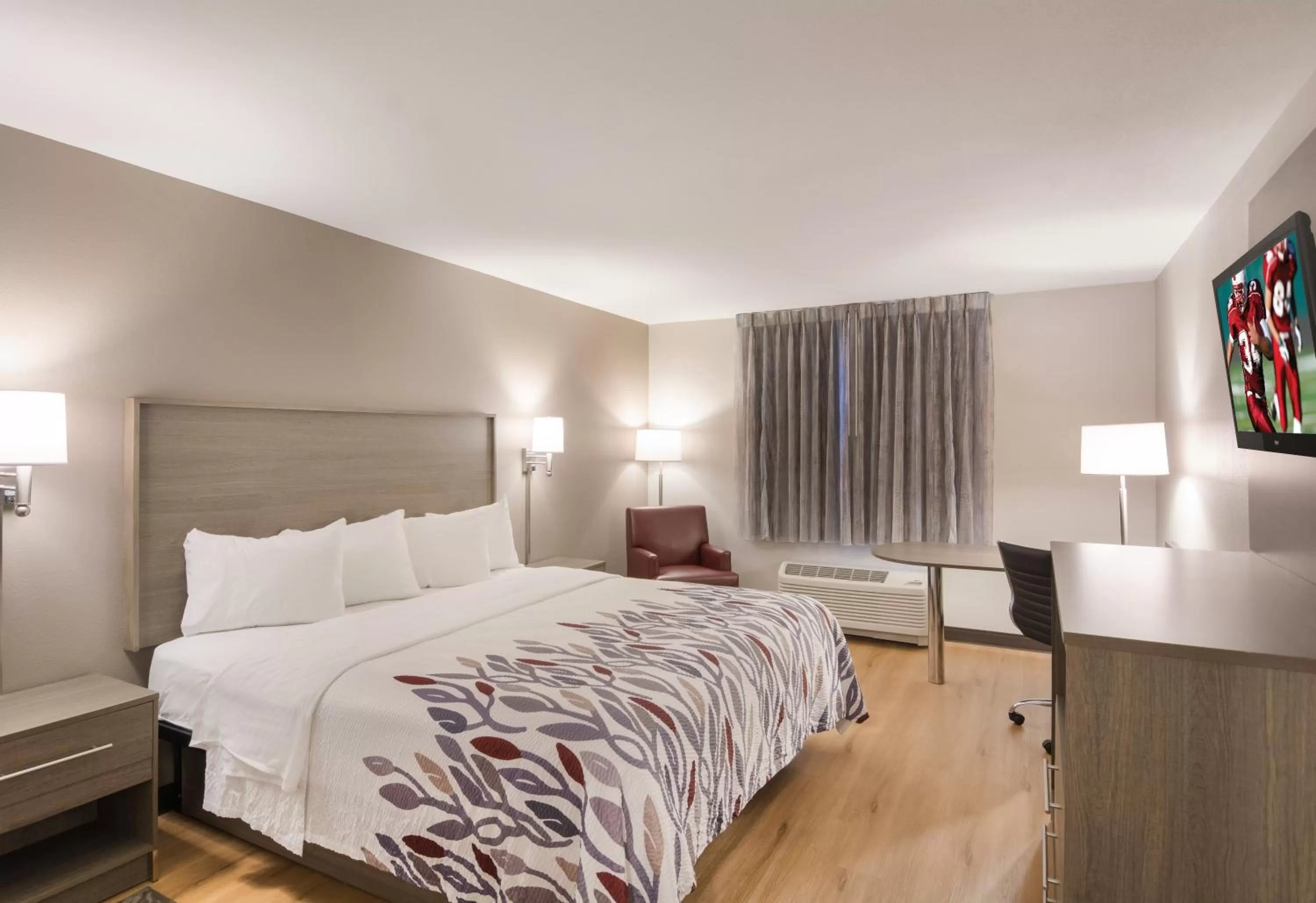 Superior King Room Non-Smoking in Red Roof Inn Chester