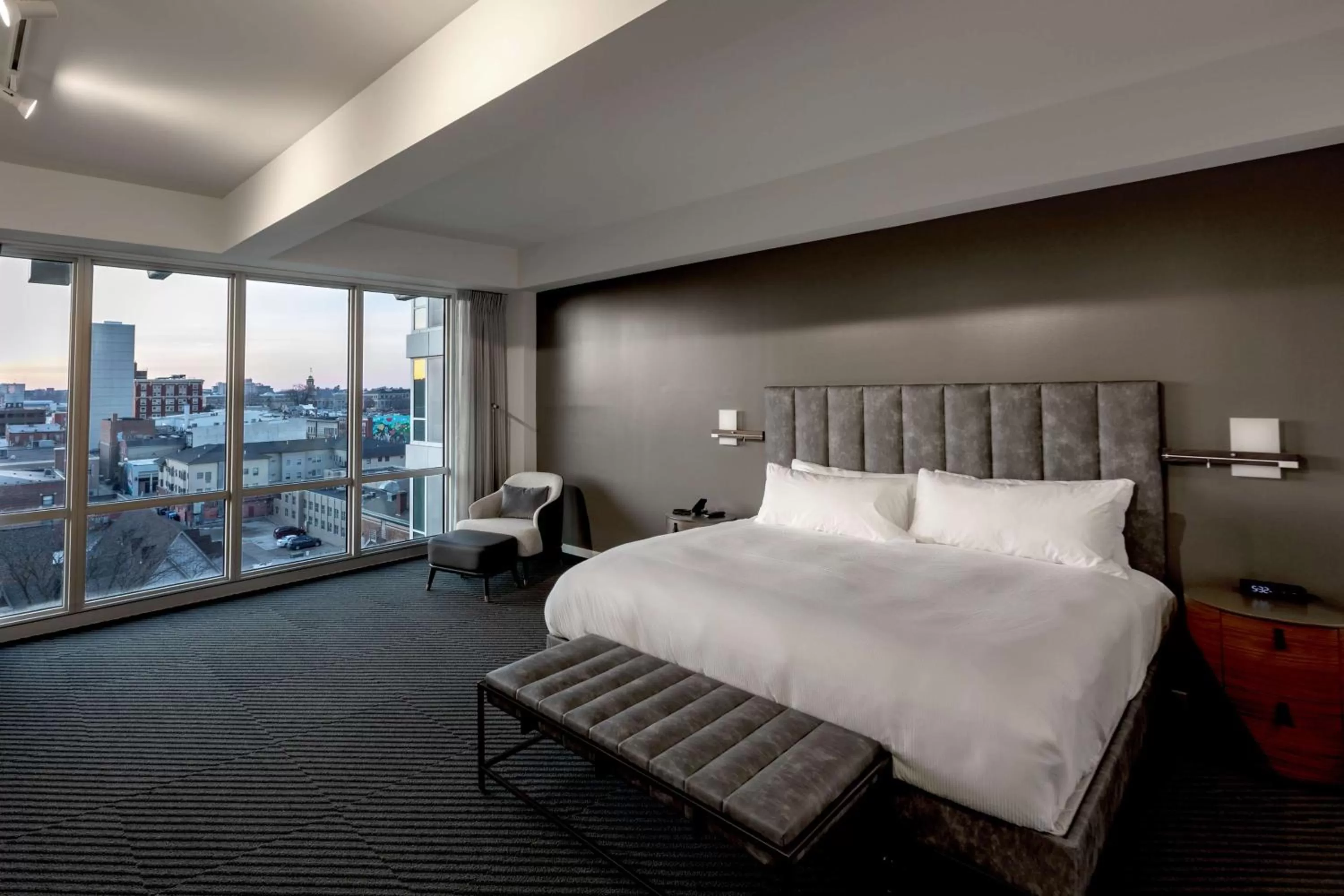 Standard King Room in Hotel Chauncey Iowa City, Tapestry Collection by Hilton