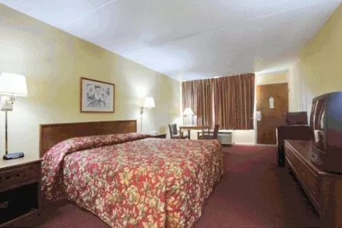 King Room in Americas Best Value Inn & Suites Greenville