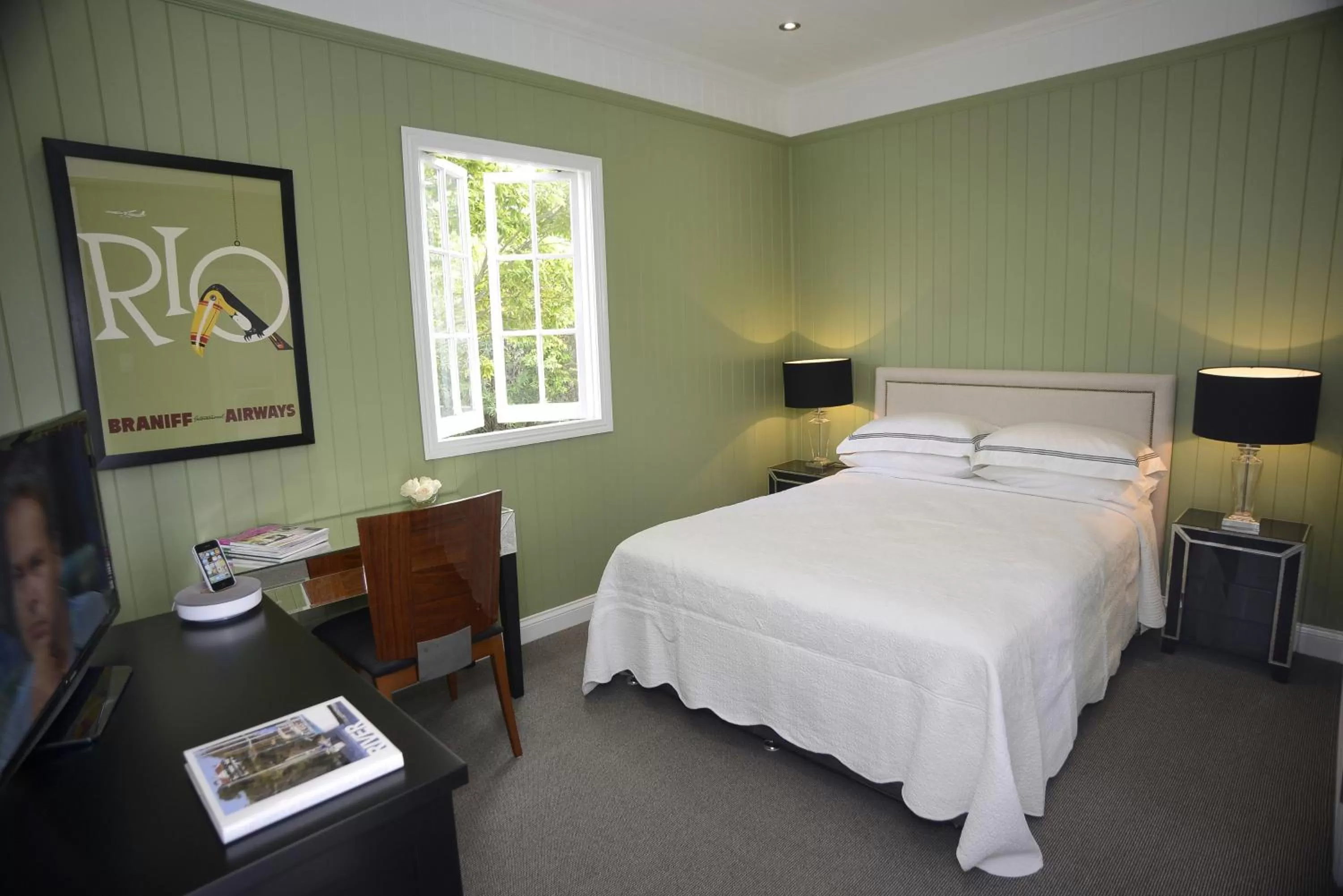 Veranda Suite  in Heal House