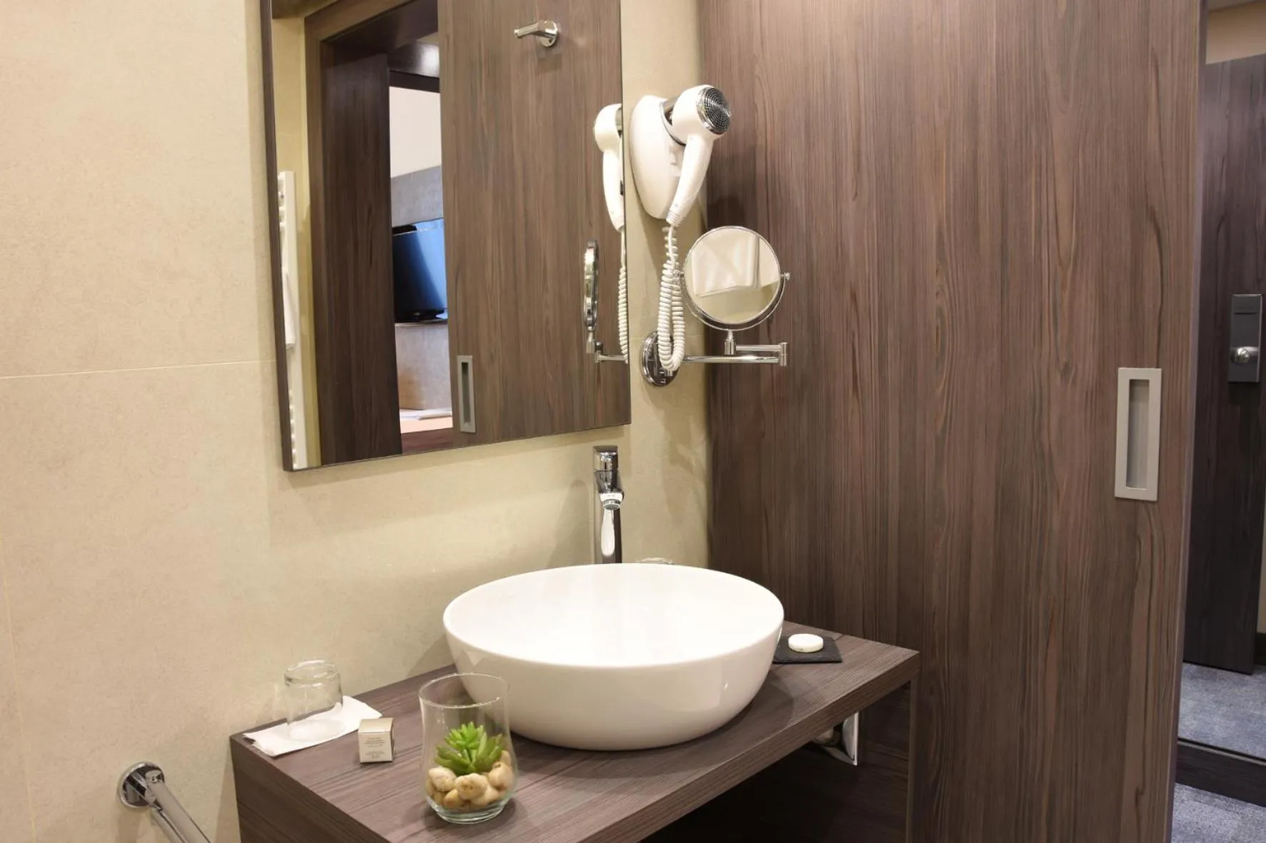 Superior Double Room - single occupancy in Hotel Paka