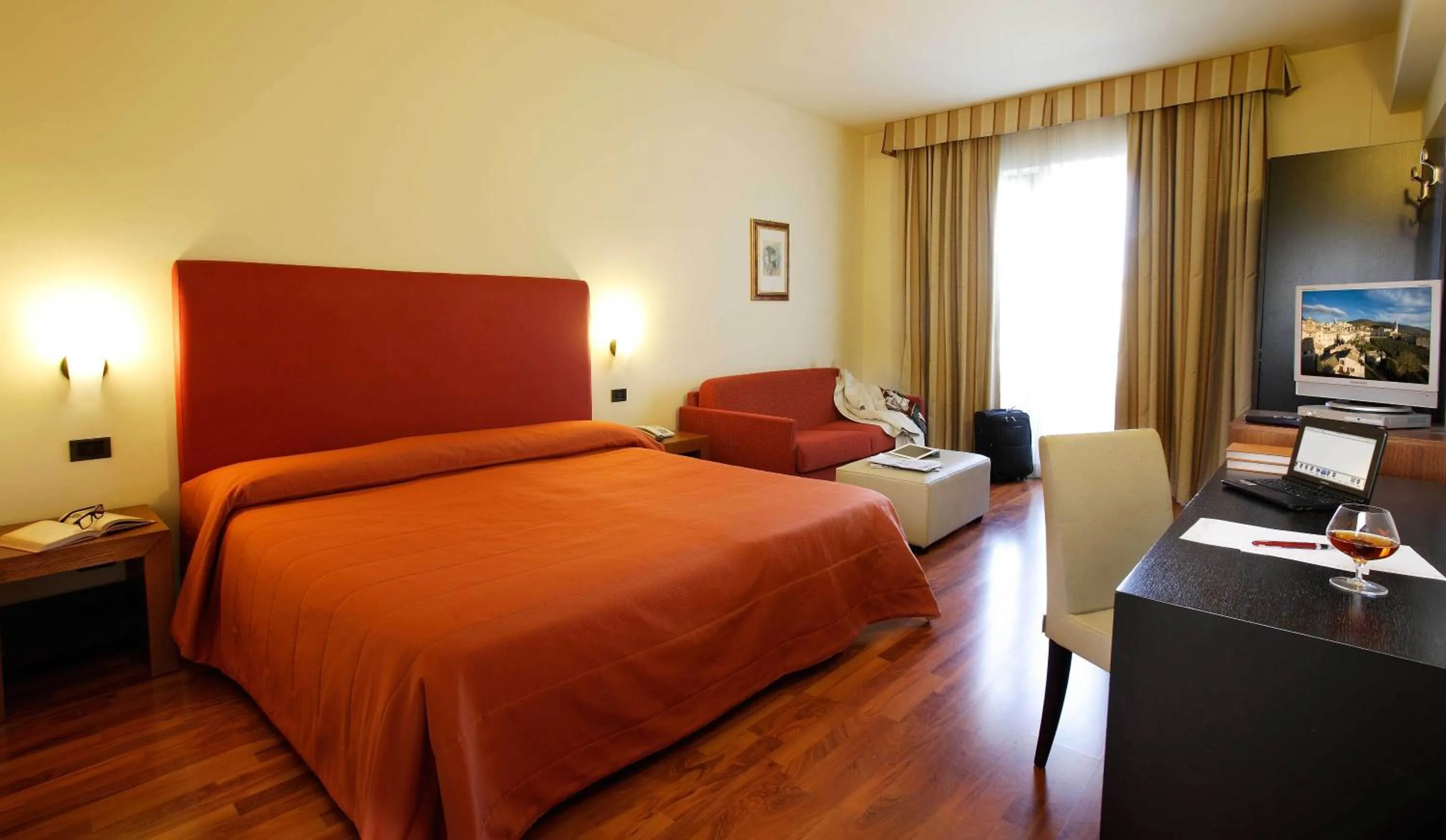 Triple Room in Hotel Cristallo di La Rosetta Srl