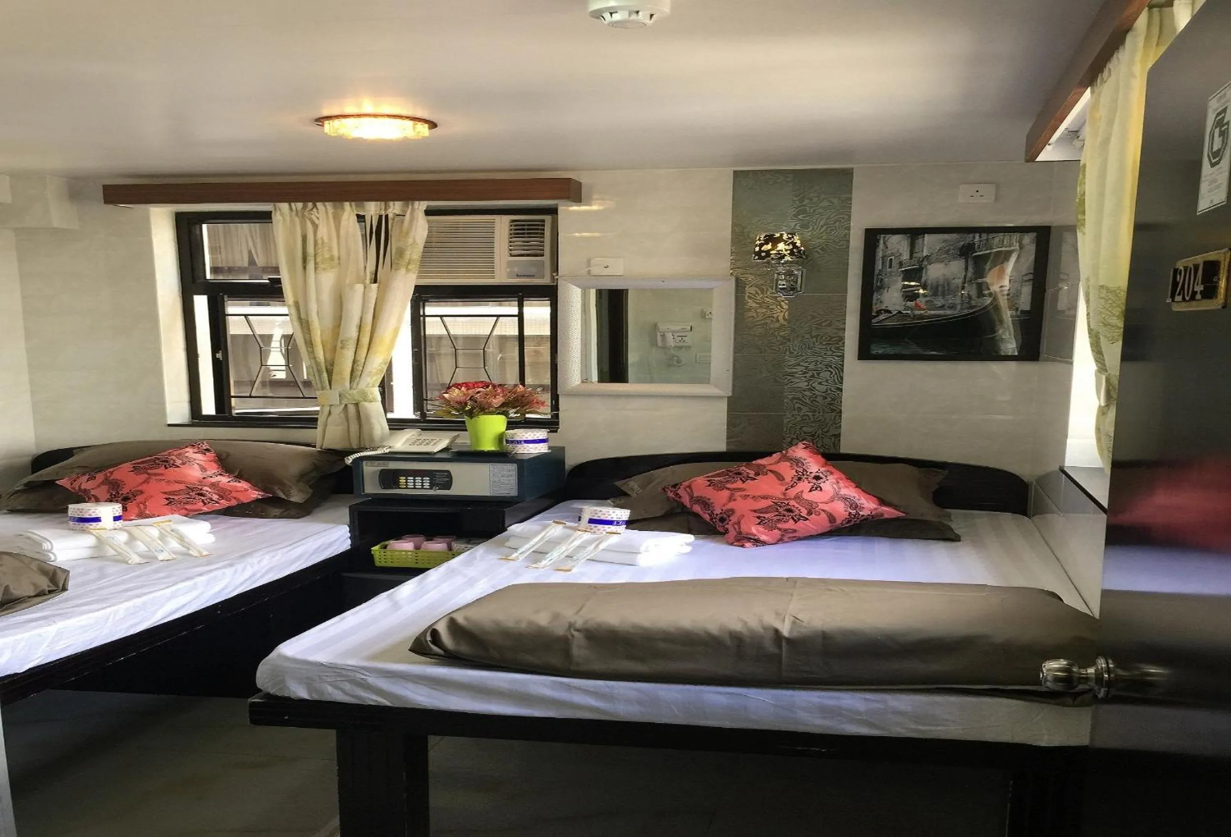 Family Room in Hostel Venus