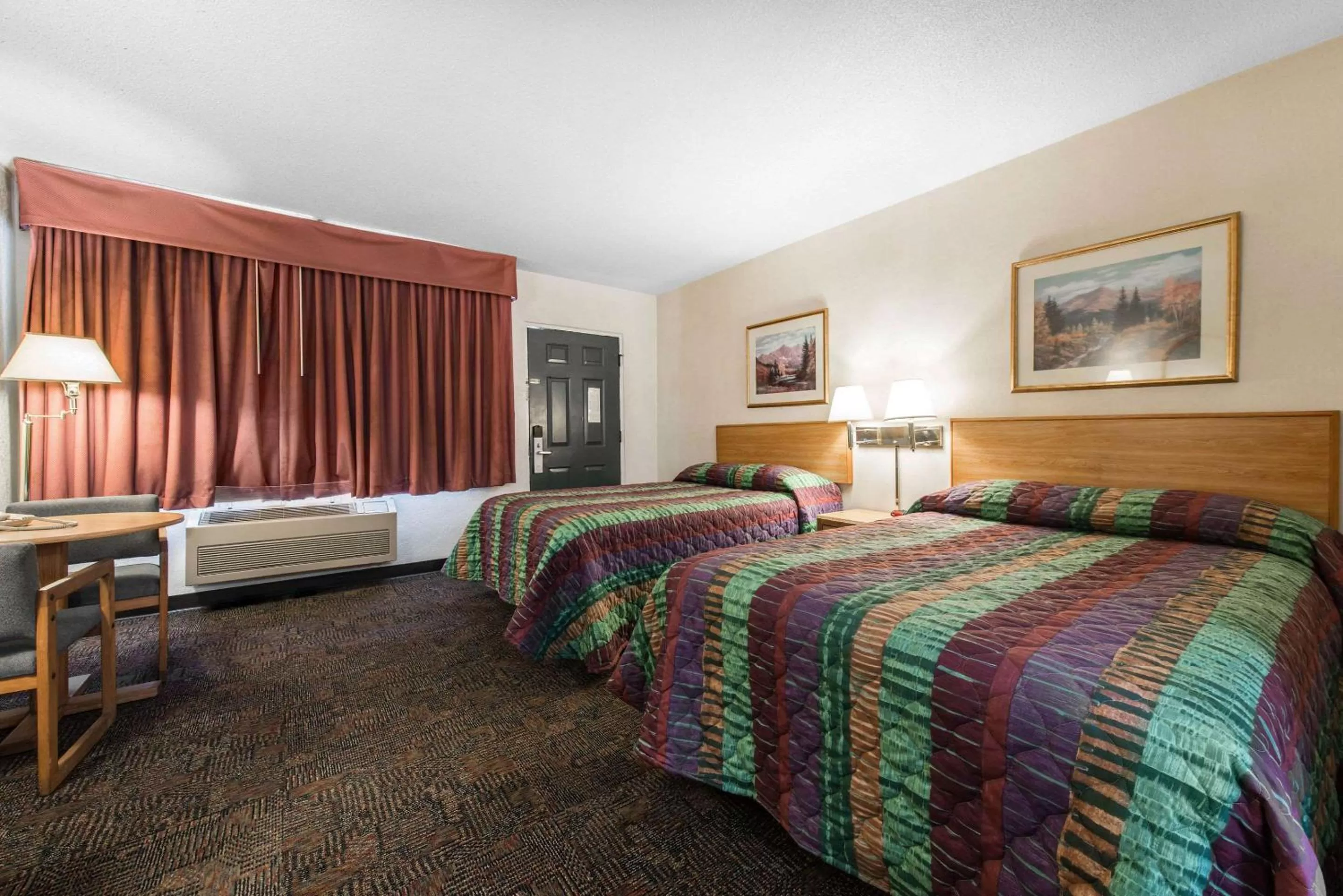 Double Room with Two Double Beds - single occupancy - Non-Smoking in Rodeway Inn & Suites Colorado Springs