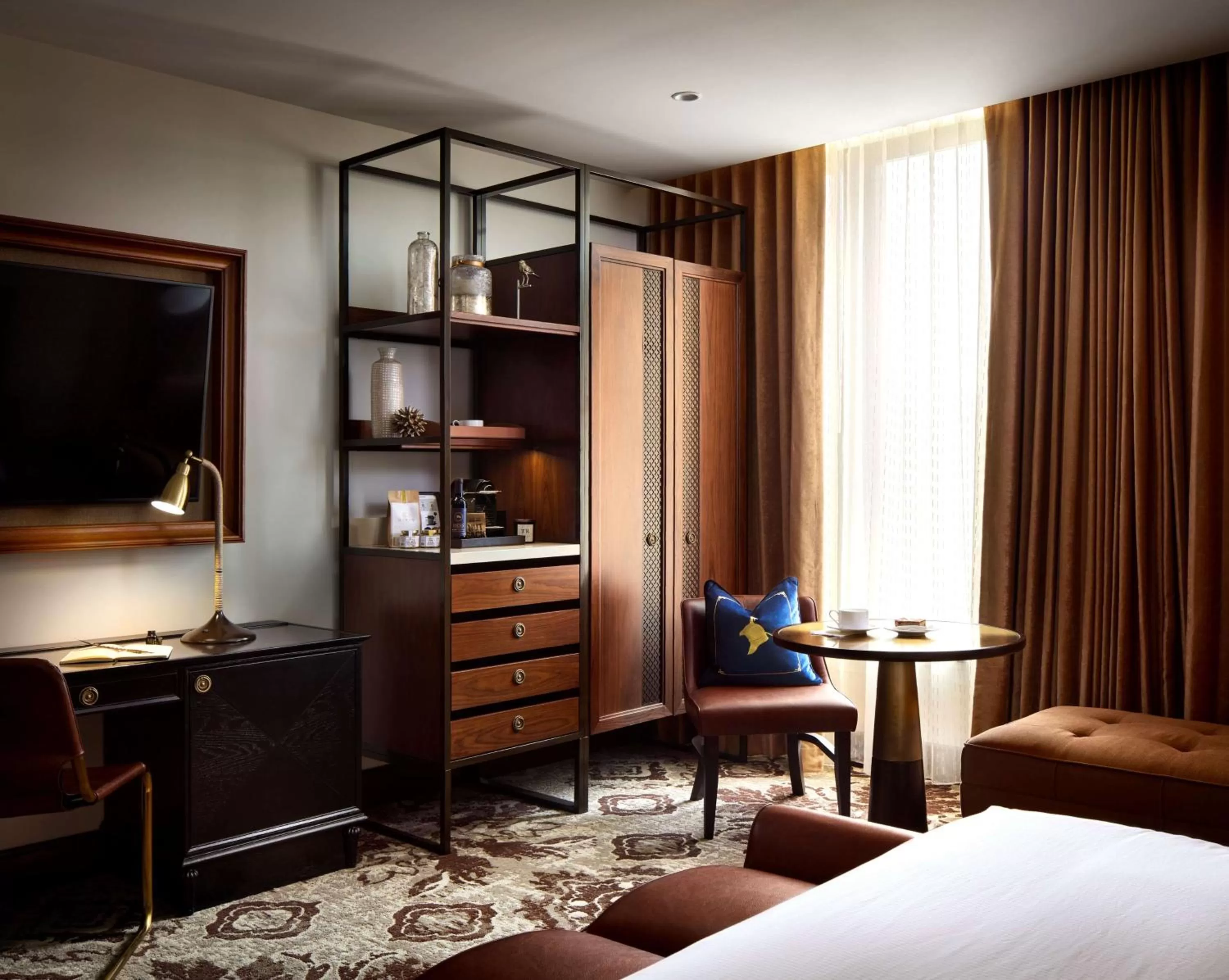 King Room in The Peregrine Omaha Downtown Curio Collection By Hilton