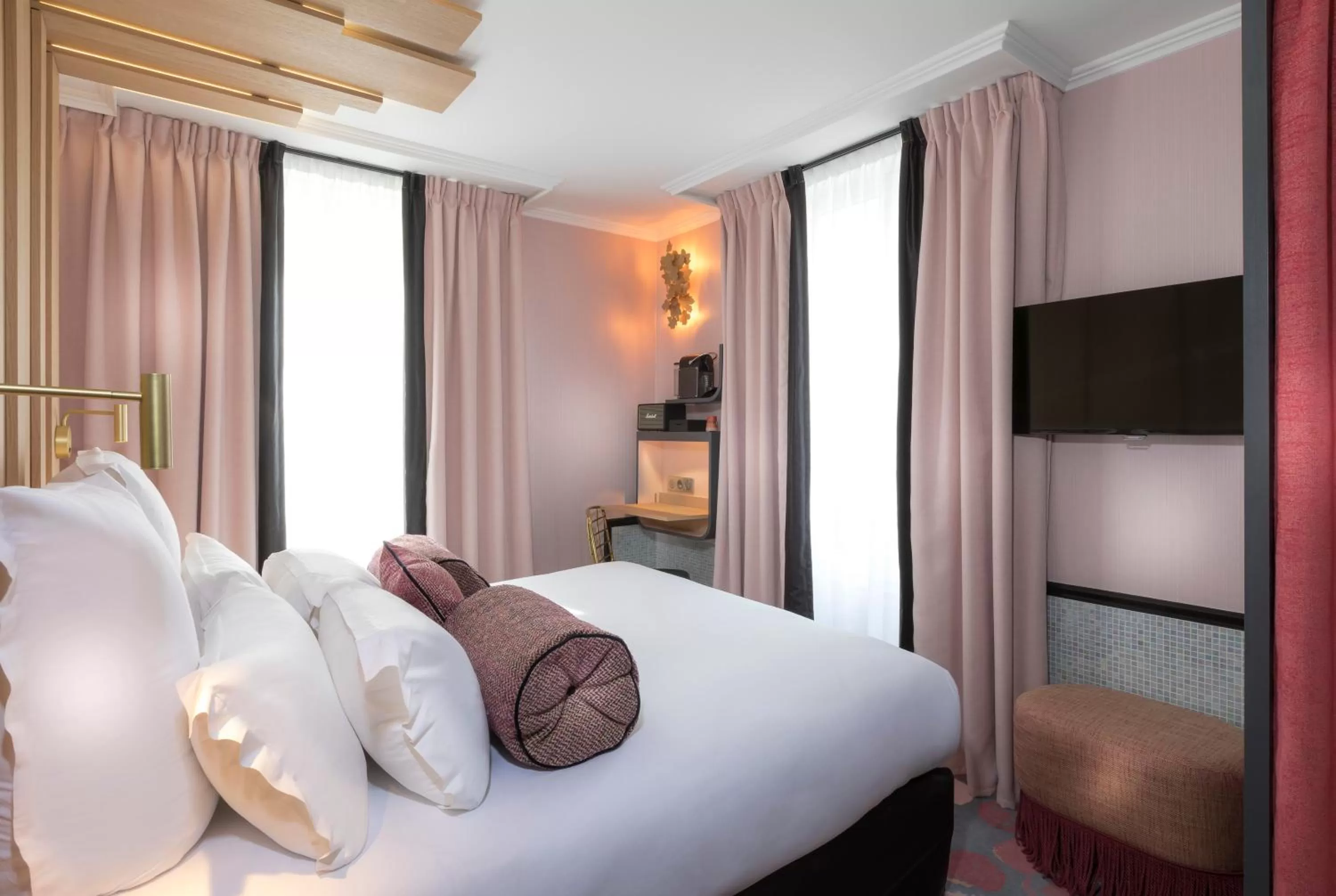 Superior Double or Twin Room - Building 1 in Hotel Du Cadran