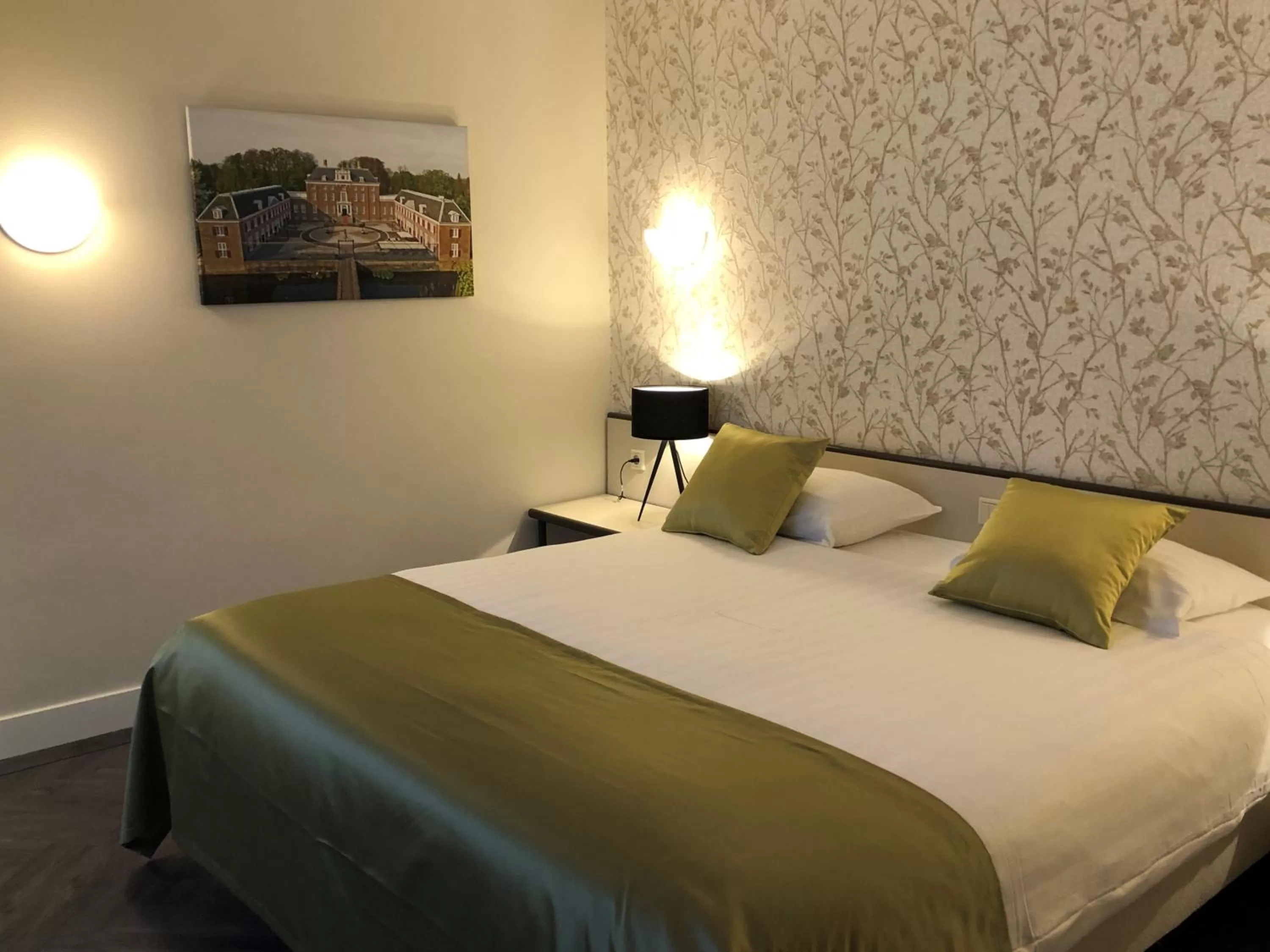 Deluxe Double Room in Fletcher Hotel-Restaurant Oud London