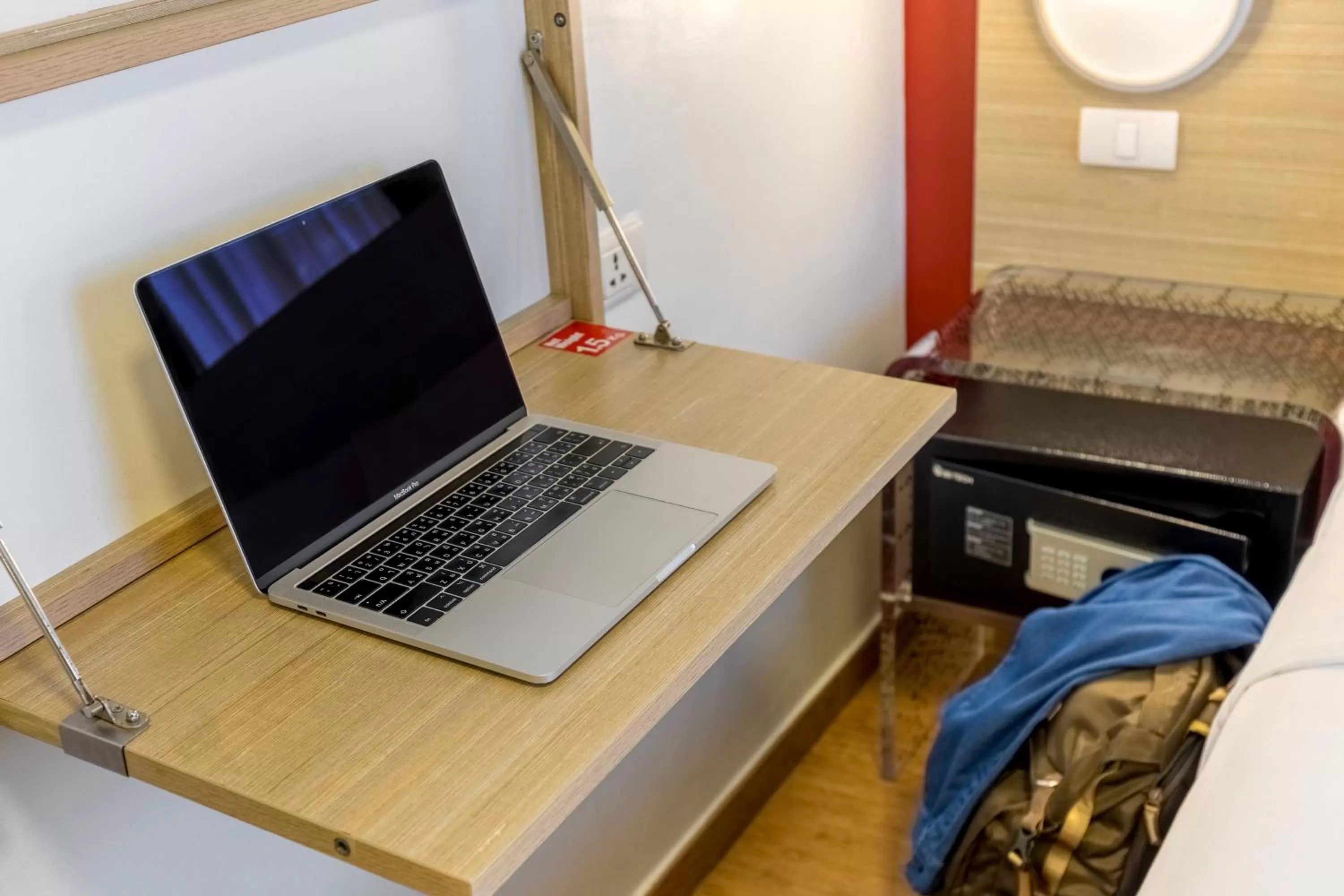Bedroom, Bed in Easy Planet Bangkok Asoke