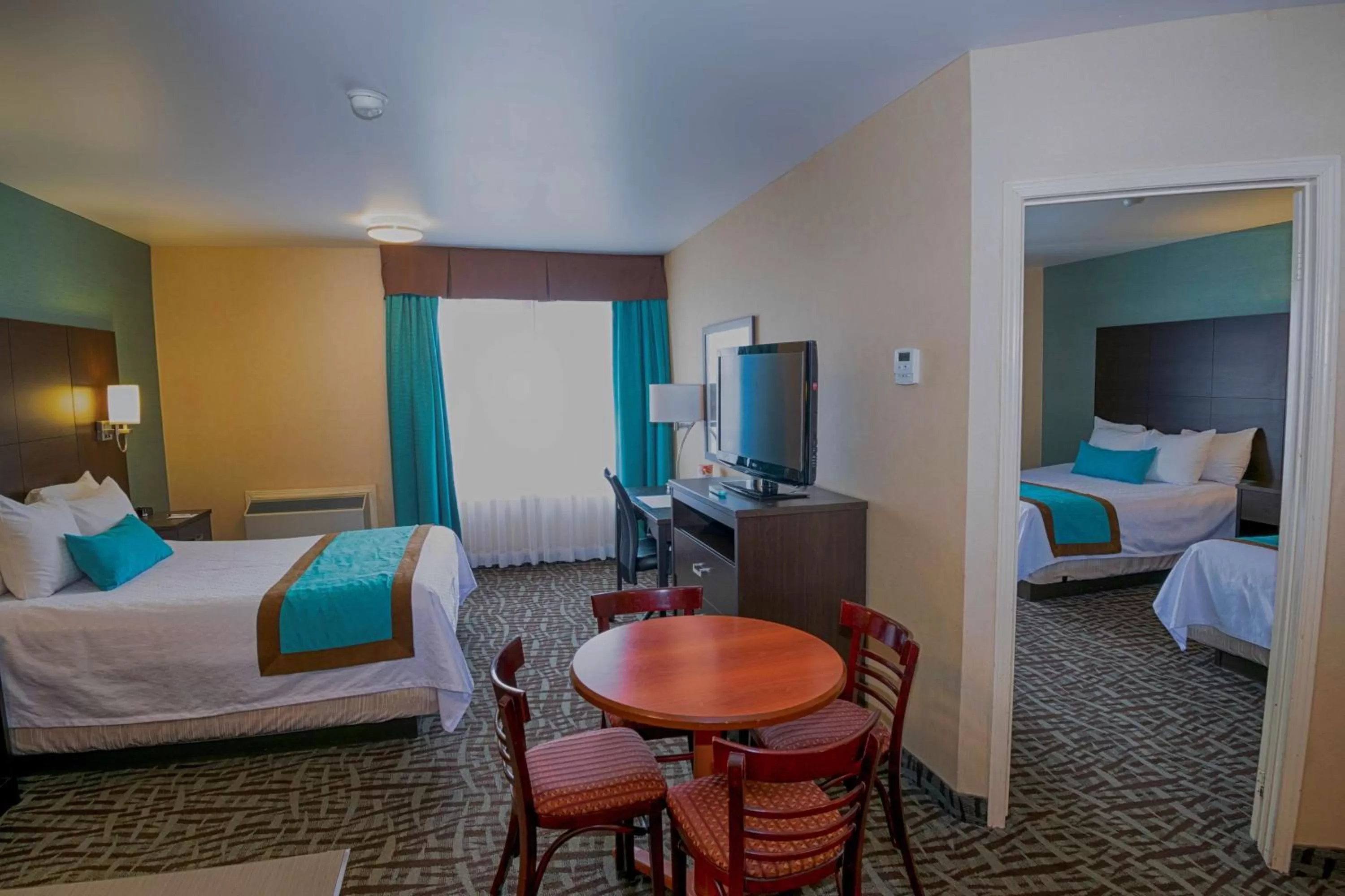 Suite with Two Queen Beds and Kitchenette - Non-Smoking in Best Western Plus Barrie